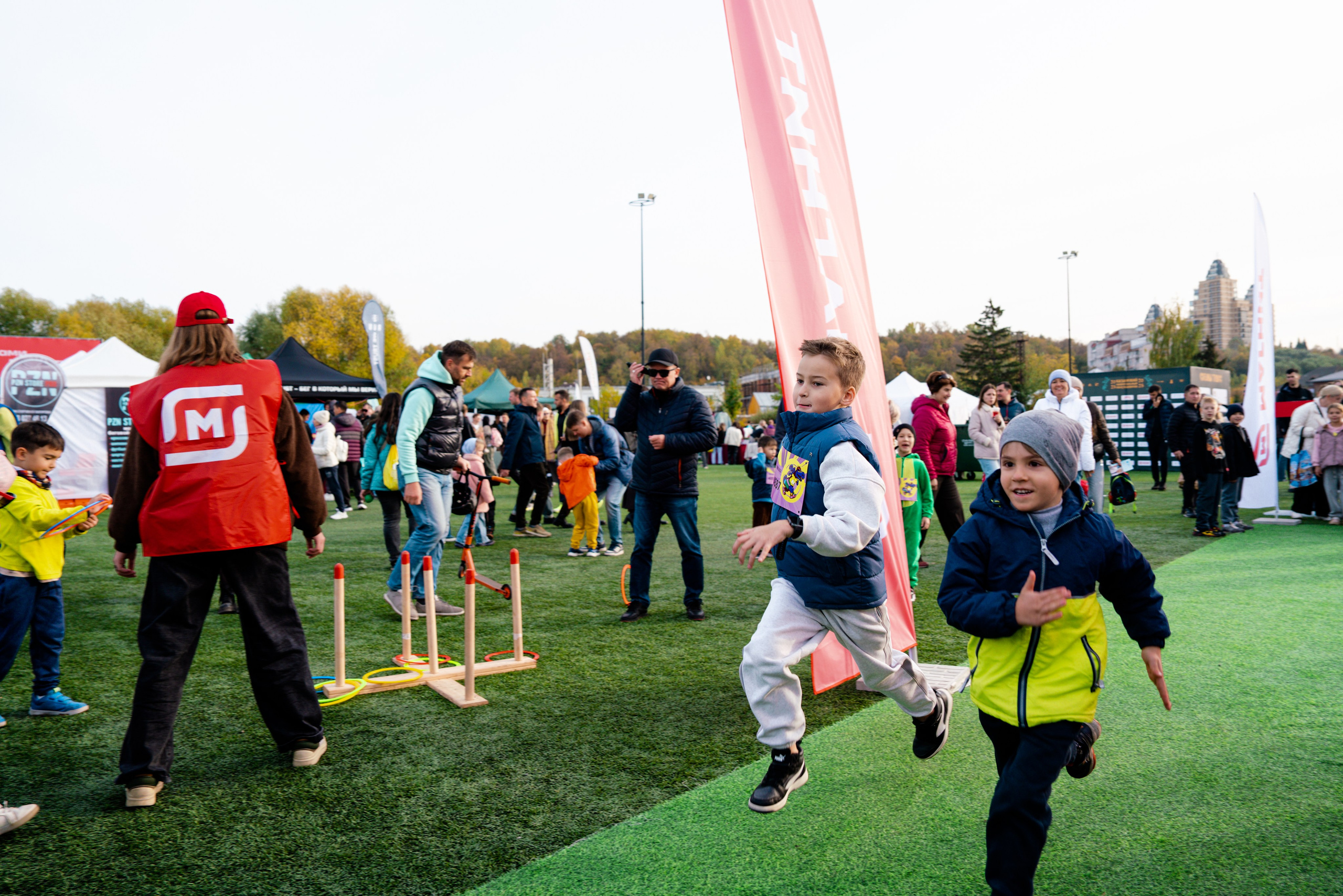 Магнит. Казанский национальный полумарафон 2025. Фотограф Казань