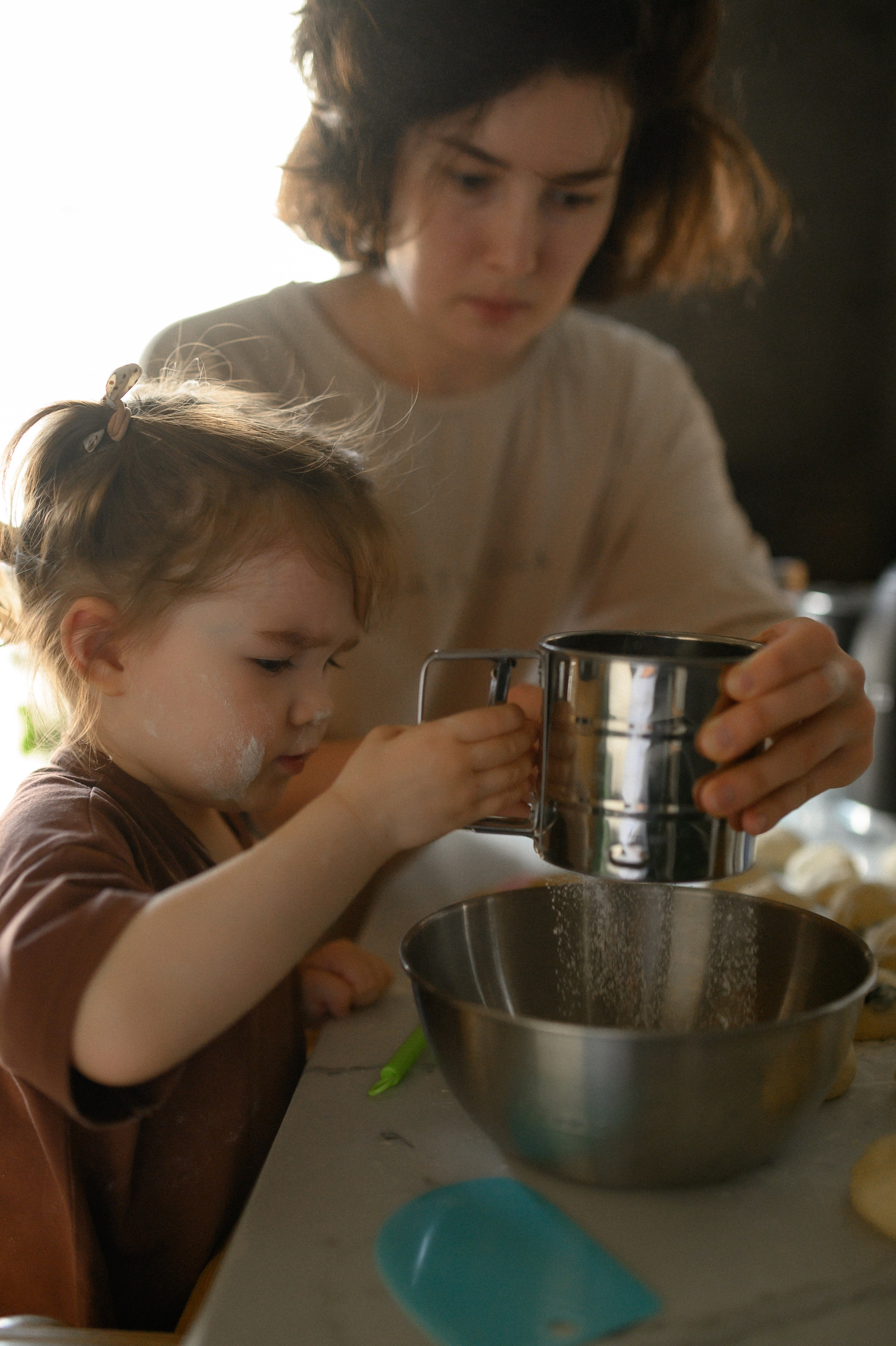 Руслан, Марта и Кира дома. Семейный и свадебный lifestyle-фотограф в Москве Мария Петрова