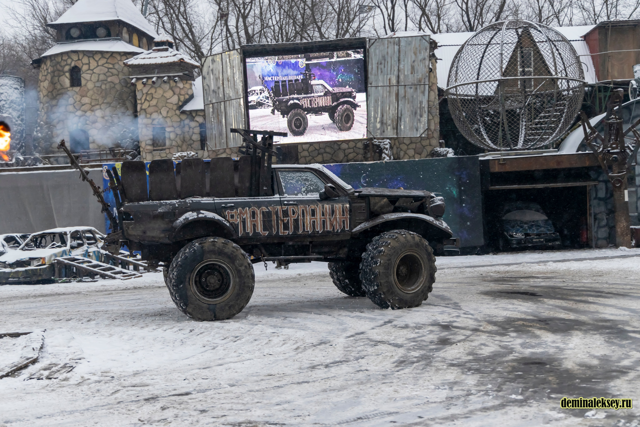Танки против Монстр-Траков. Репортажный, семейный и студийный фотограф в Москве Демин Алексей