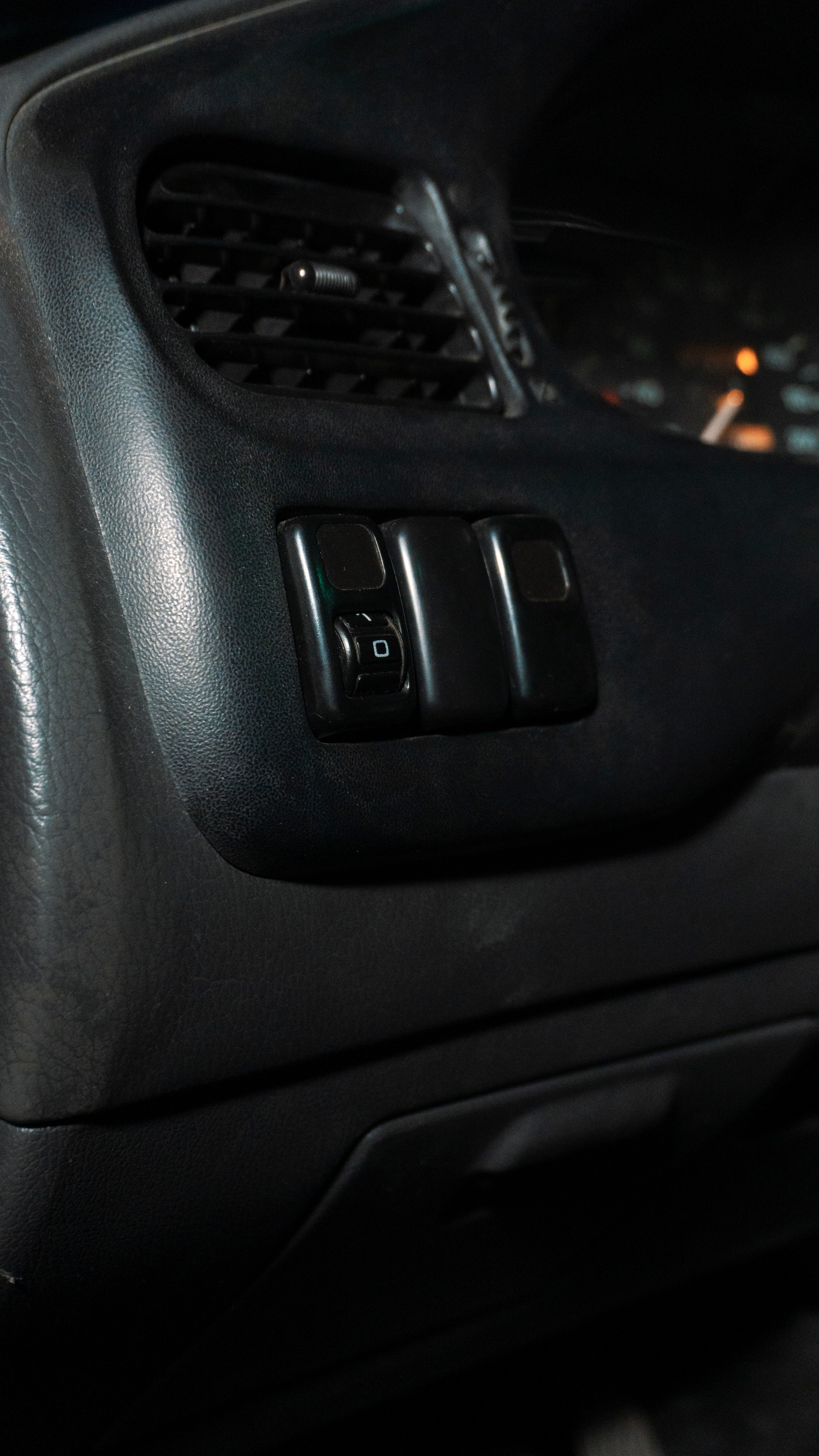 Mazda 323. Фотограф|Видеограф Александр Белов