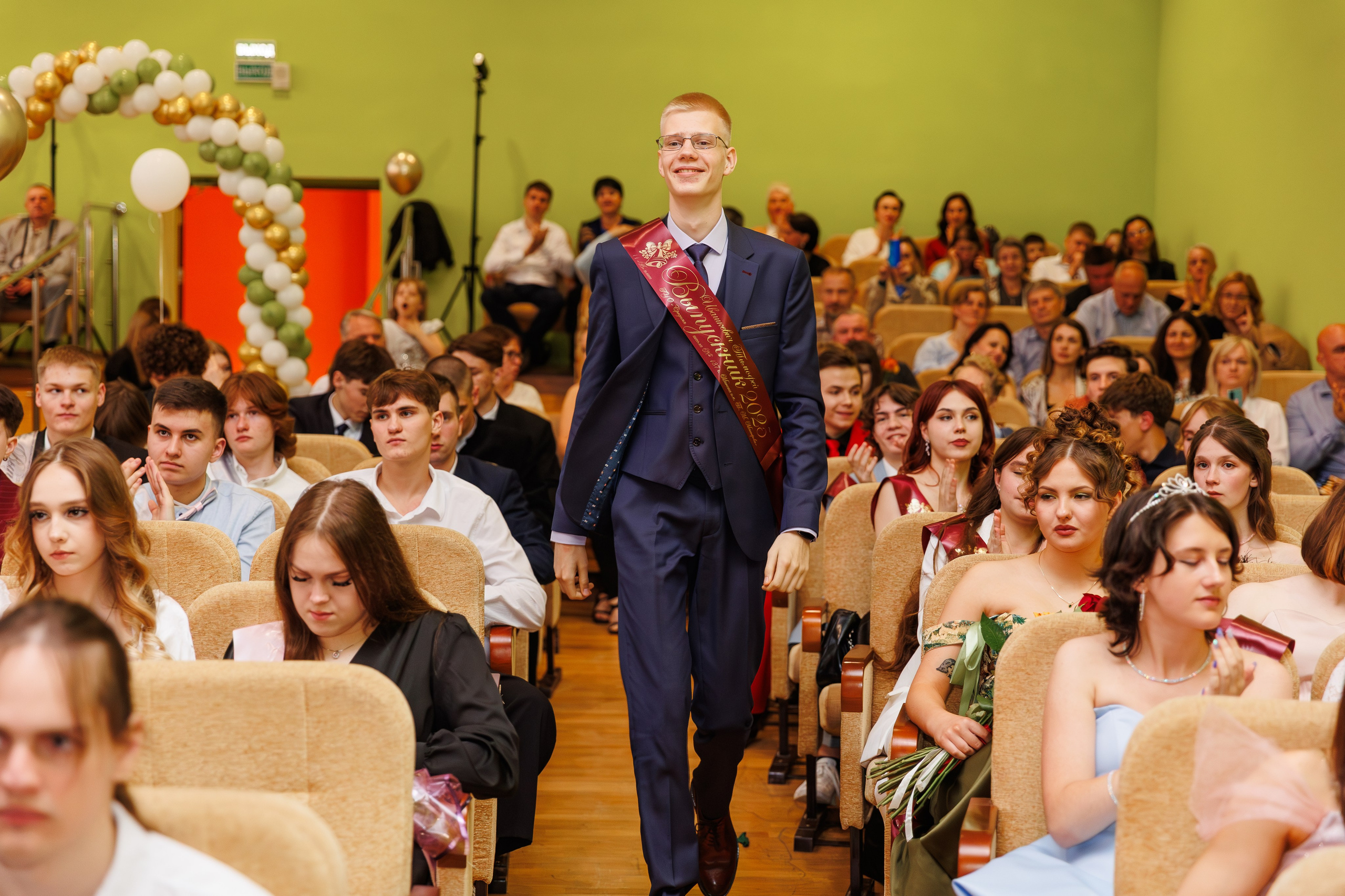 Выпускной 2025. Репортажный фотограф Минск ❘ Костецкий Илья ❘ Беларусь