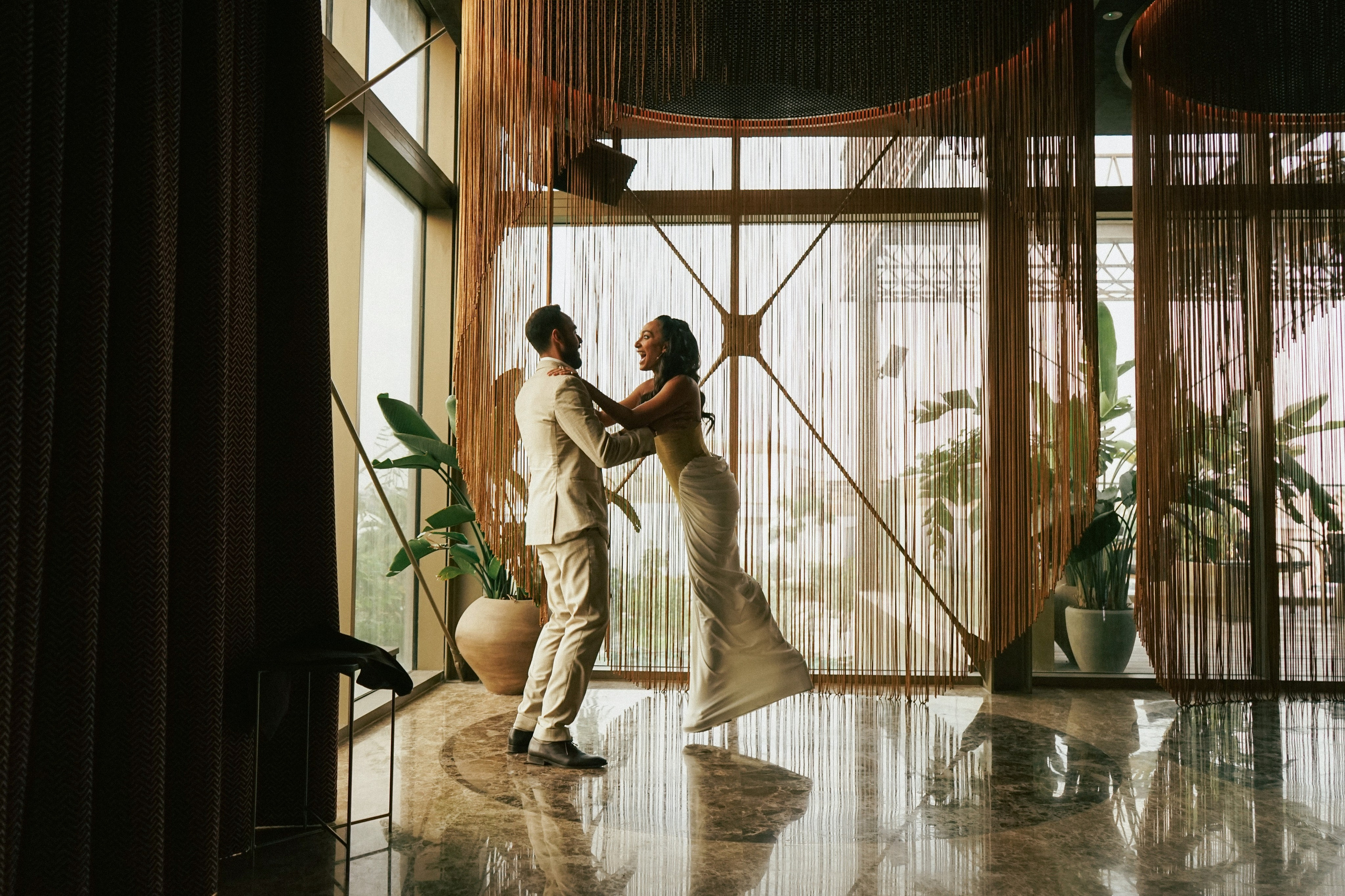 Wedding in Dubai. Photographer in Georgia UAE Russia Nekit Fox