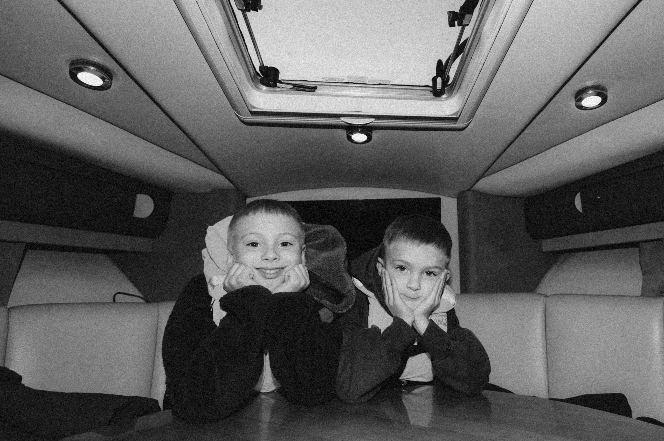 Семейная фотосессия на катере в Санкт-Петербурге. Свадебный и семейный фотограф в Санкт-Петербурге Татьяна Пастухова