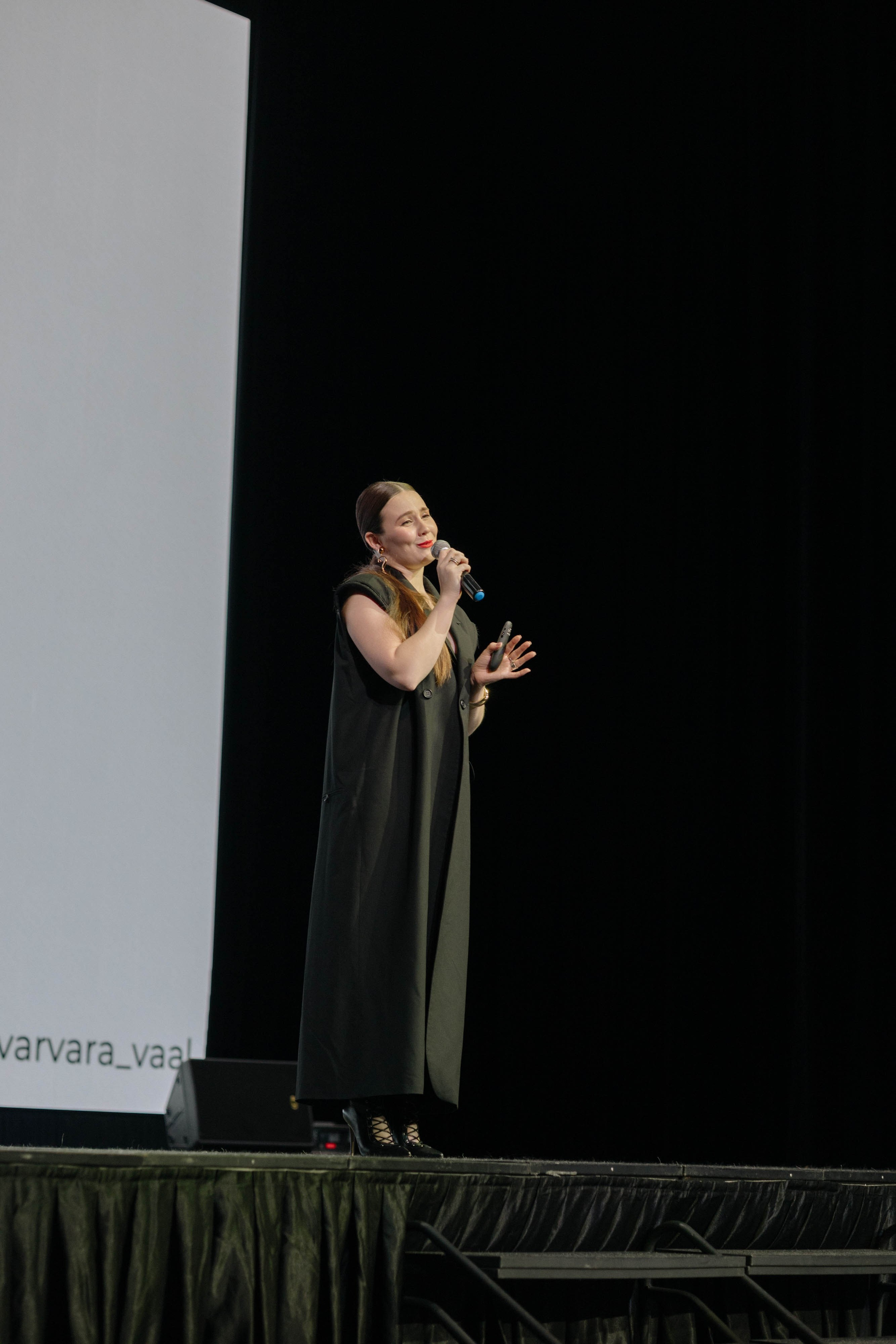 REELS контент