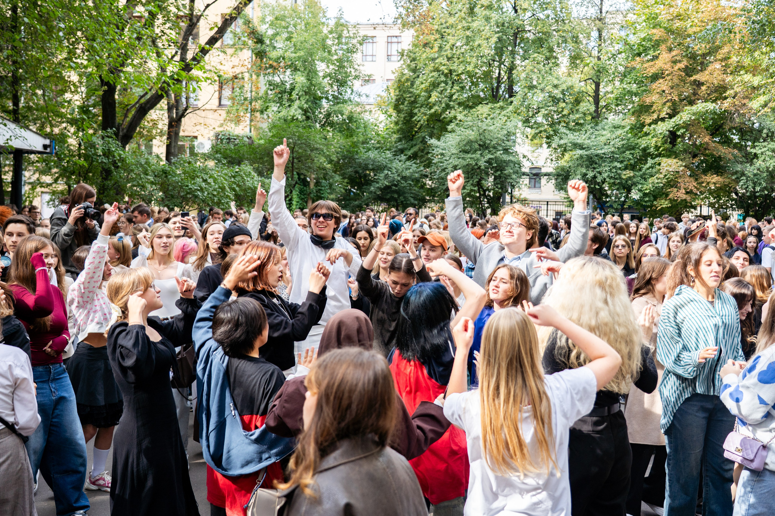 Посвящение в студенты в РГГУ. Репортажный фотограф в Москве Легкая Софья