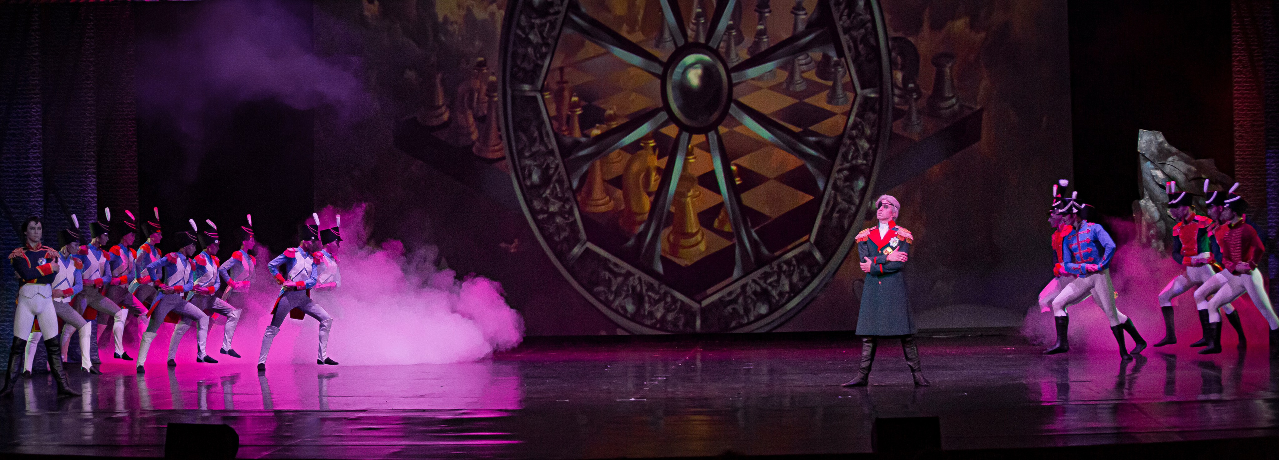 Война и Мир балет Марийского театра оперы и балета на сцене Зимнего театра г. Сочи премьера. Фотограф в Сочи Юрий Шептаев