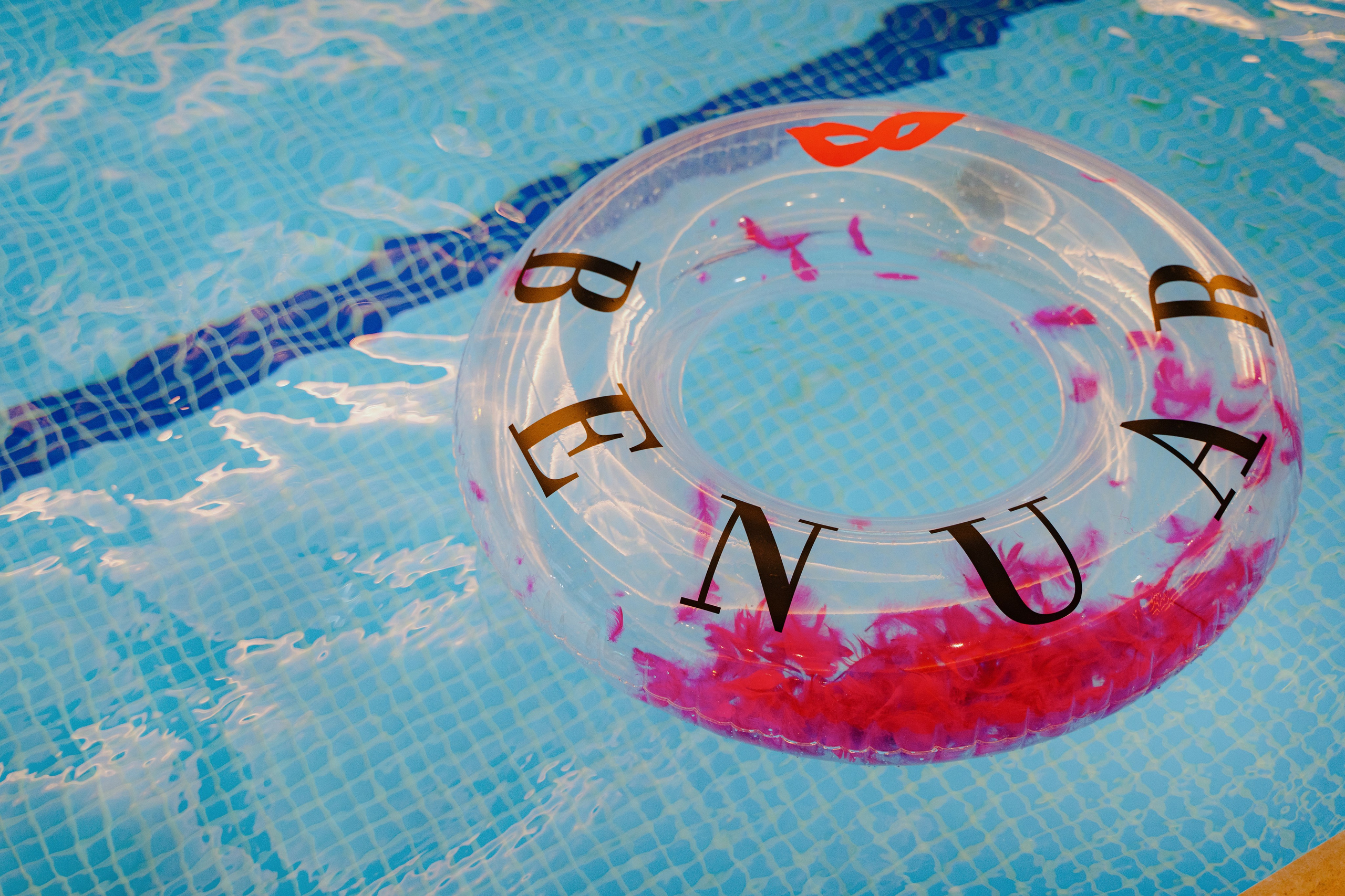 12 февраля (BENUAR Pool Party). BENUAR Restaurant