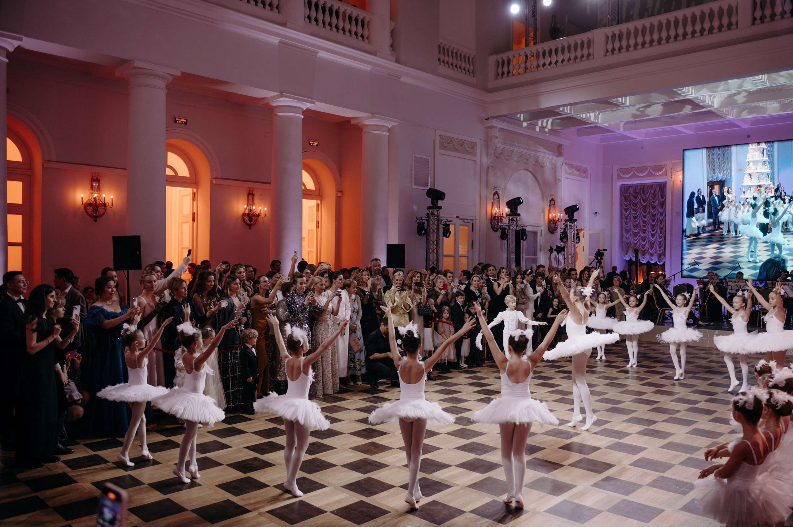 Центральная Балетная Школа зимний бал. Фотограф в Москве Илья Максимов
