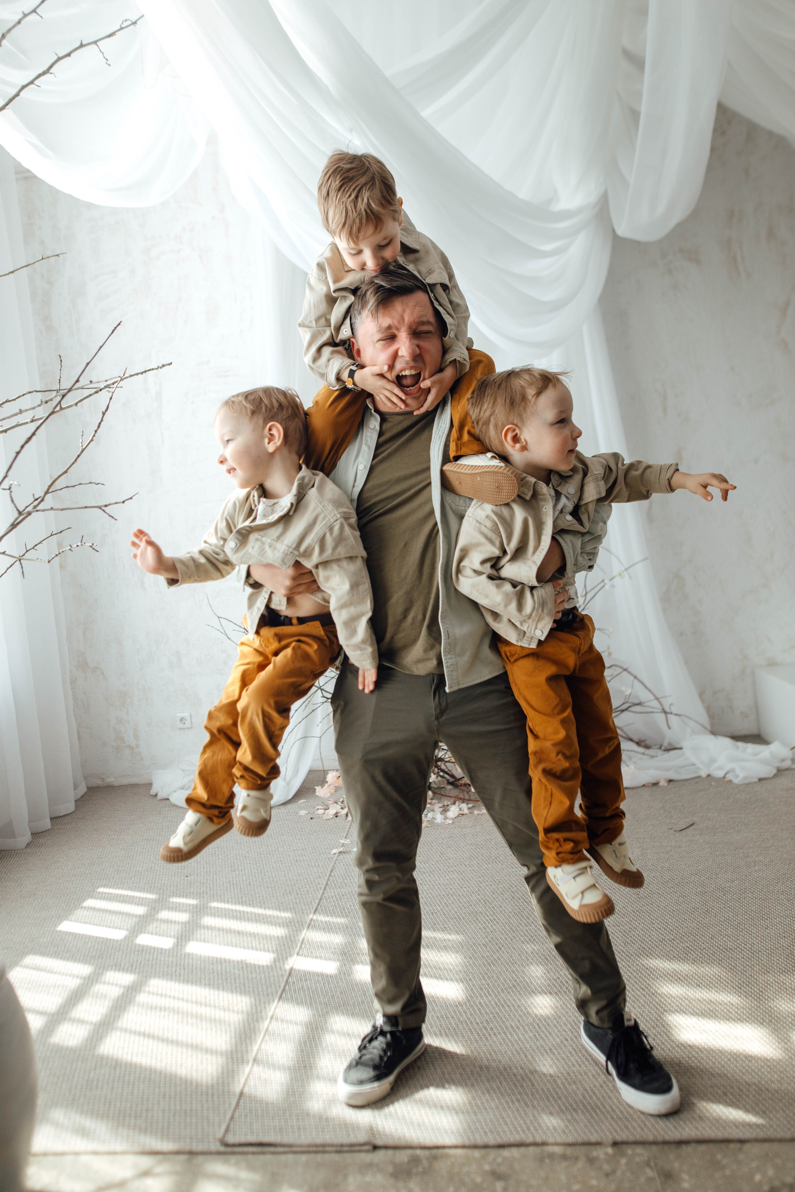 Семейная, апрель 2025