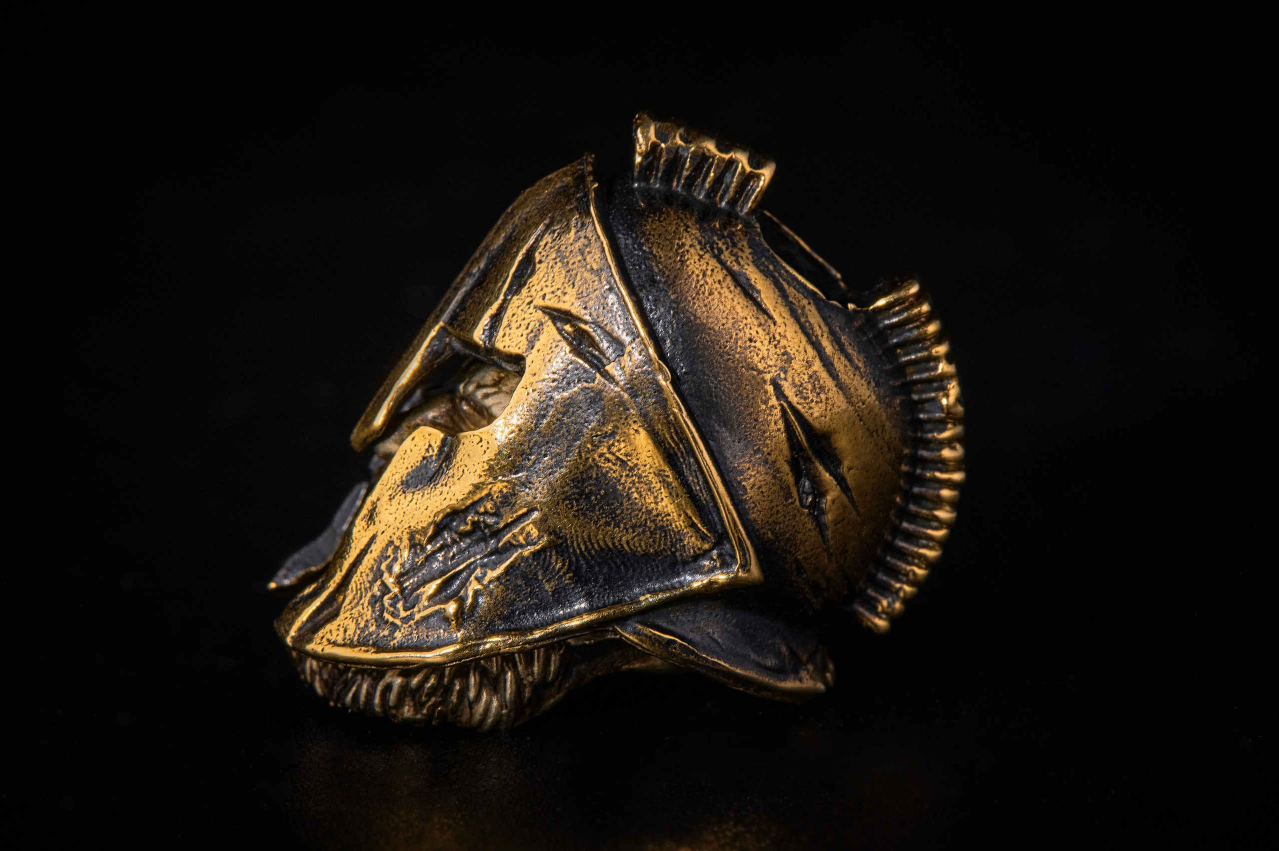 Мужская бижутерия на чёрном фоне. Фотограф Яковлев Роман — Красноярск