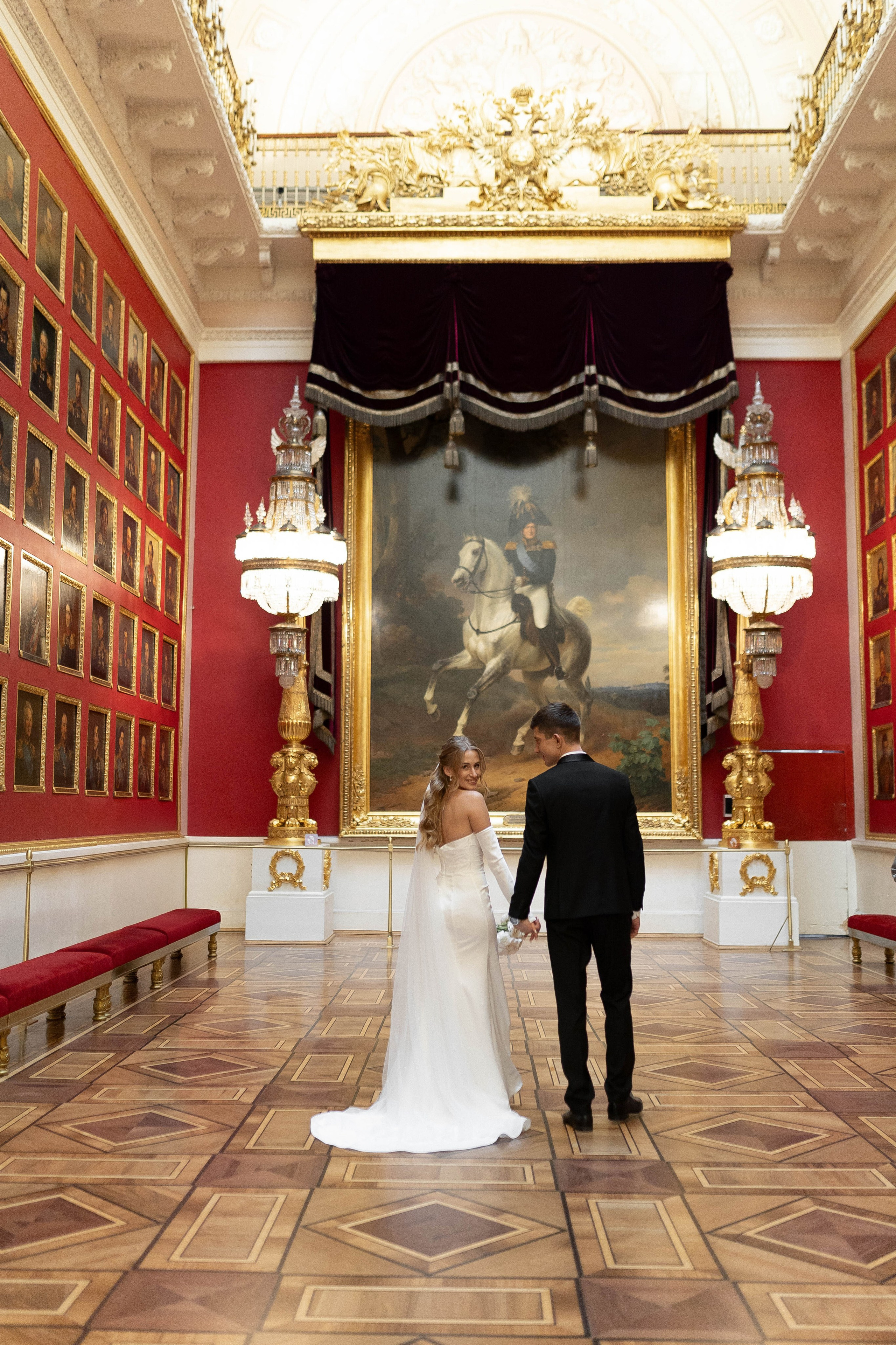 …. Свадебный фотограф в Санкт-Петербурге Александра Чукавина