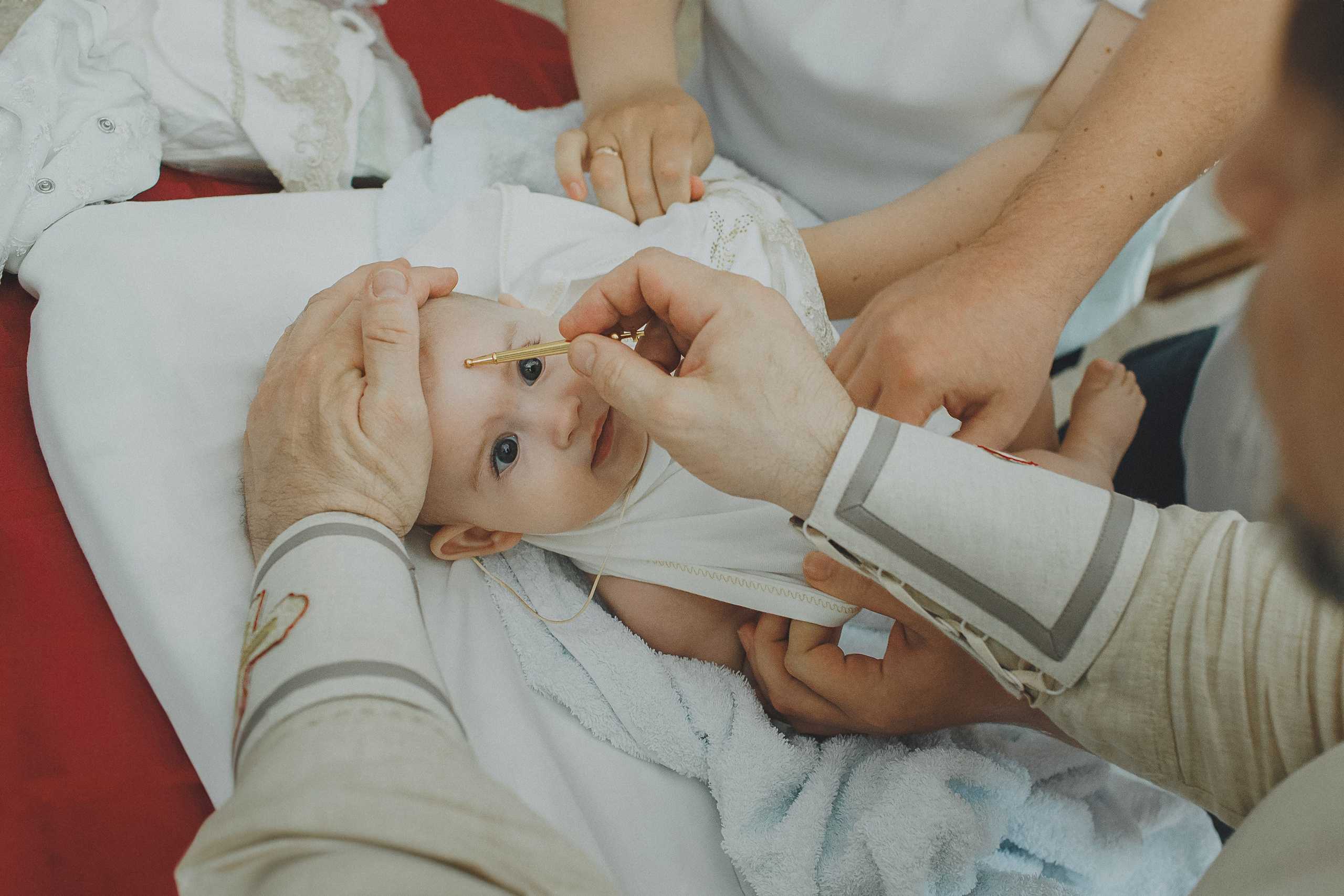 Фотосъемка таинства крещения в Некрасовке. Фотограф в Москве и Люберцах Анна Ушакова