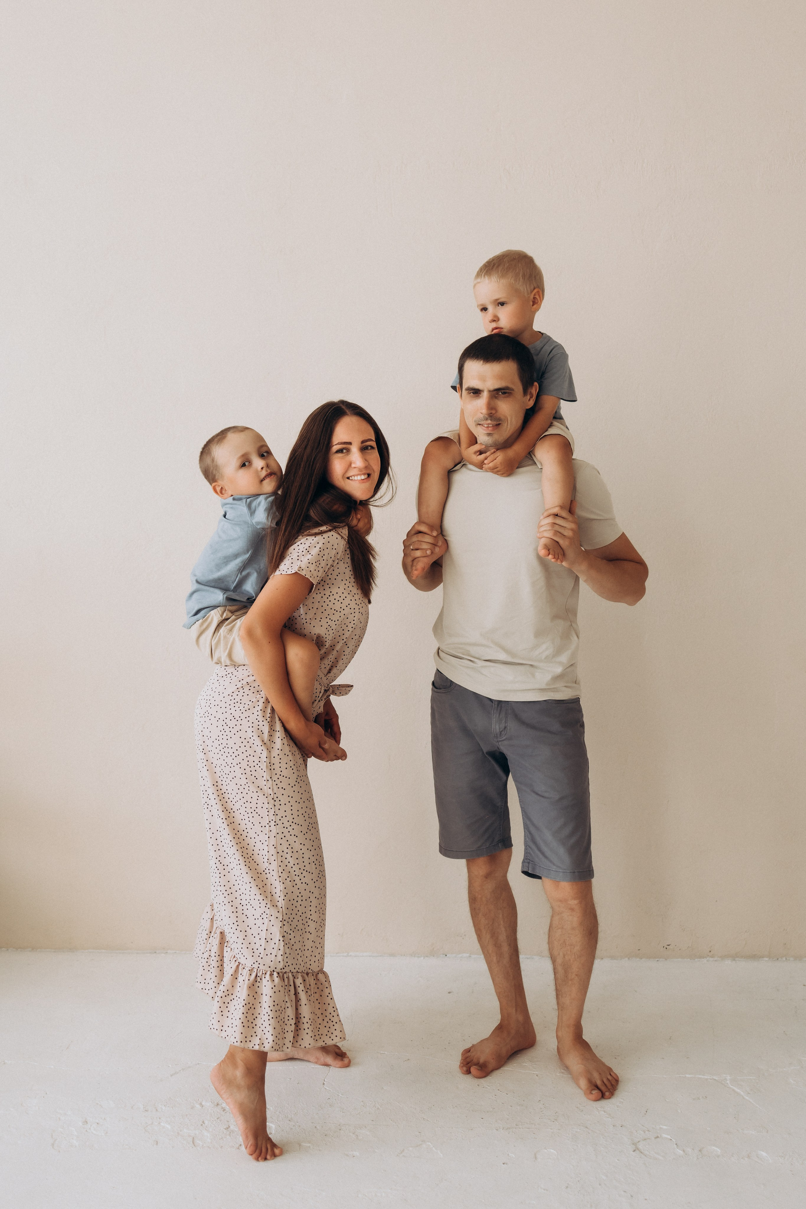 Александр, Екатерина, Роман и Дмитрий. Фотограф Нижний Новгород