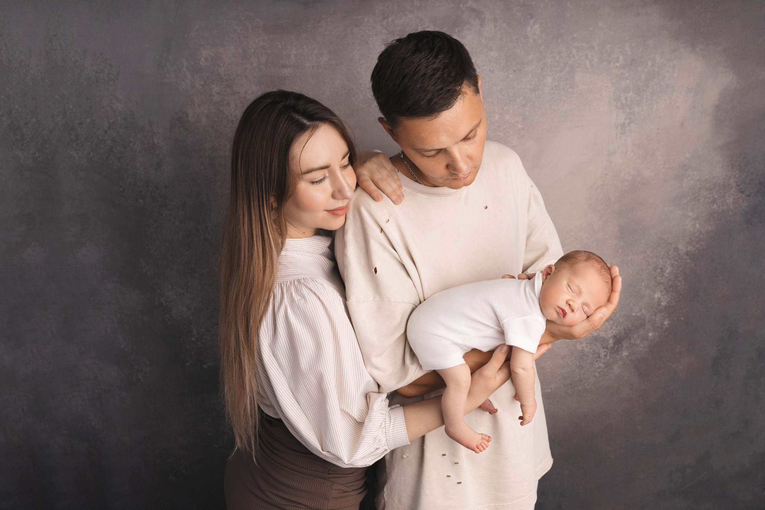 Семейные кадры от Elvira Kamaeva. Фотограф новорожденных малышей в Омске и Омской области Эльвира Камаева