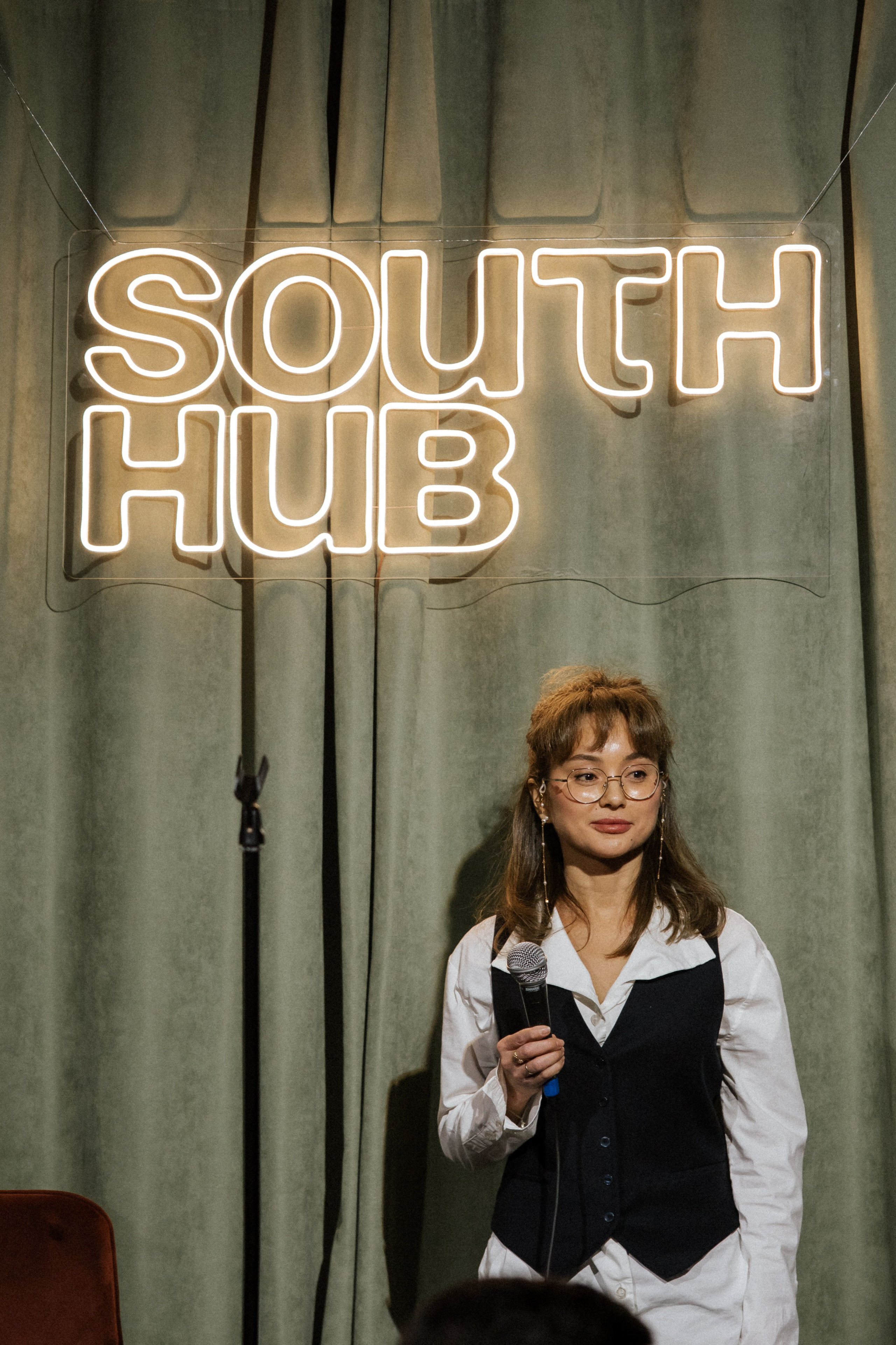 Очень сложные переговоры. South HUB