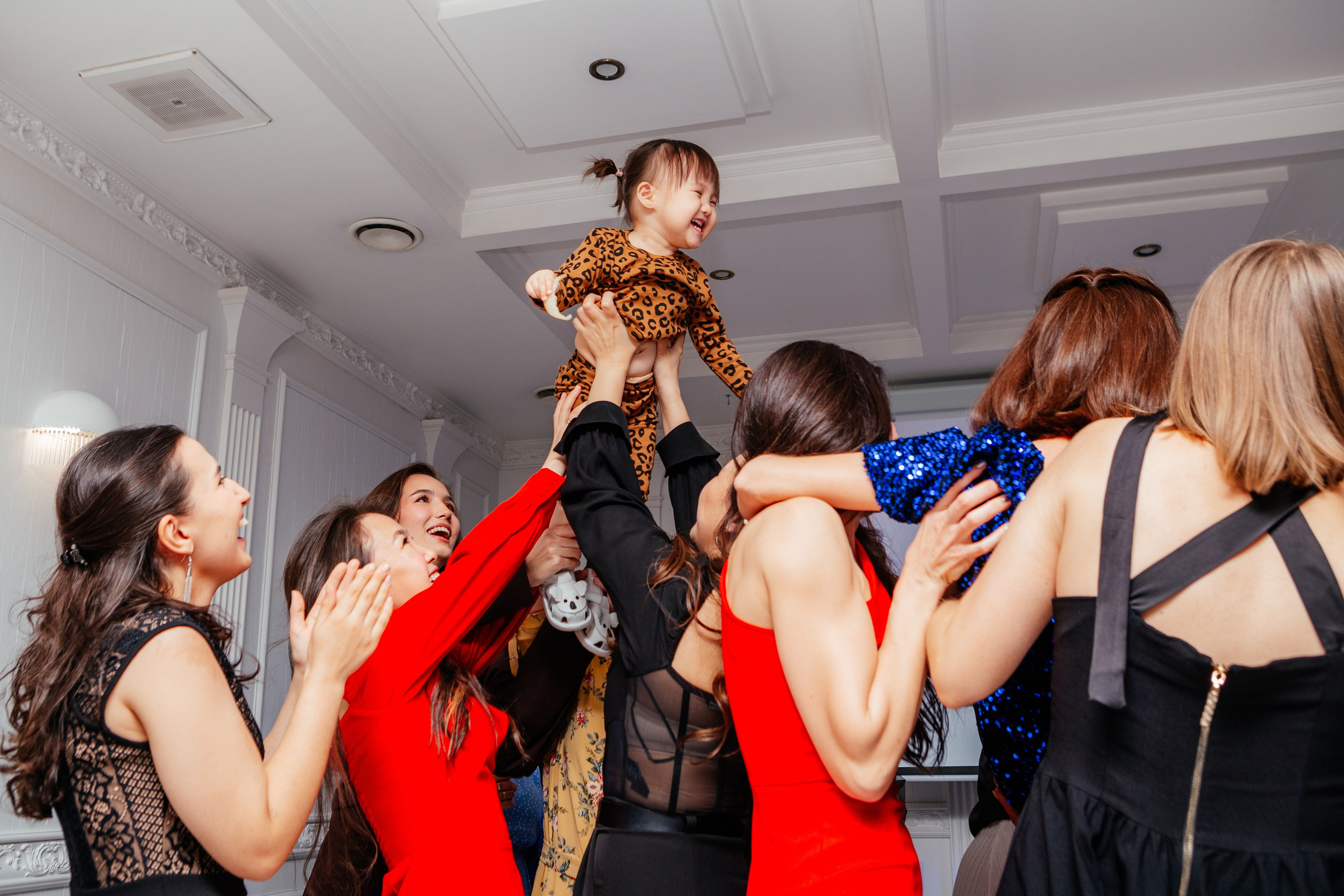 Юбилей стоматологии. Контент фотограф, съемка для маркетплейсов, фуд съемка и репортажи в Новосибирске Ралия Галеева