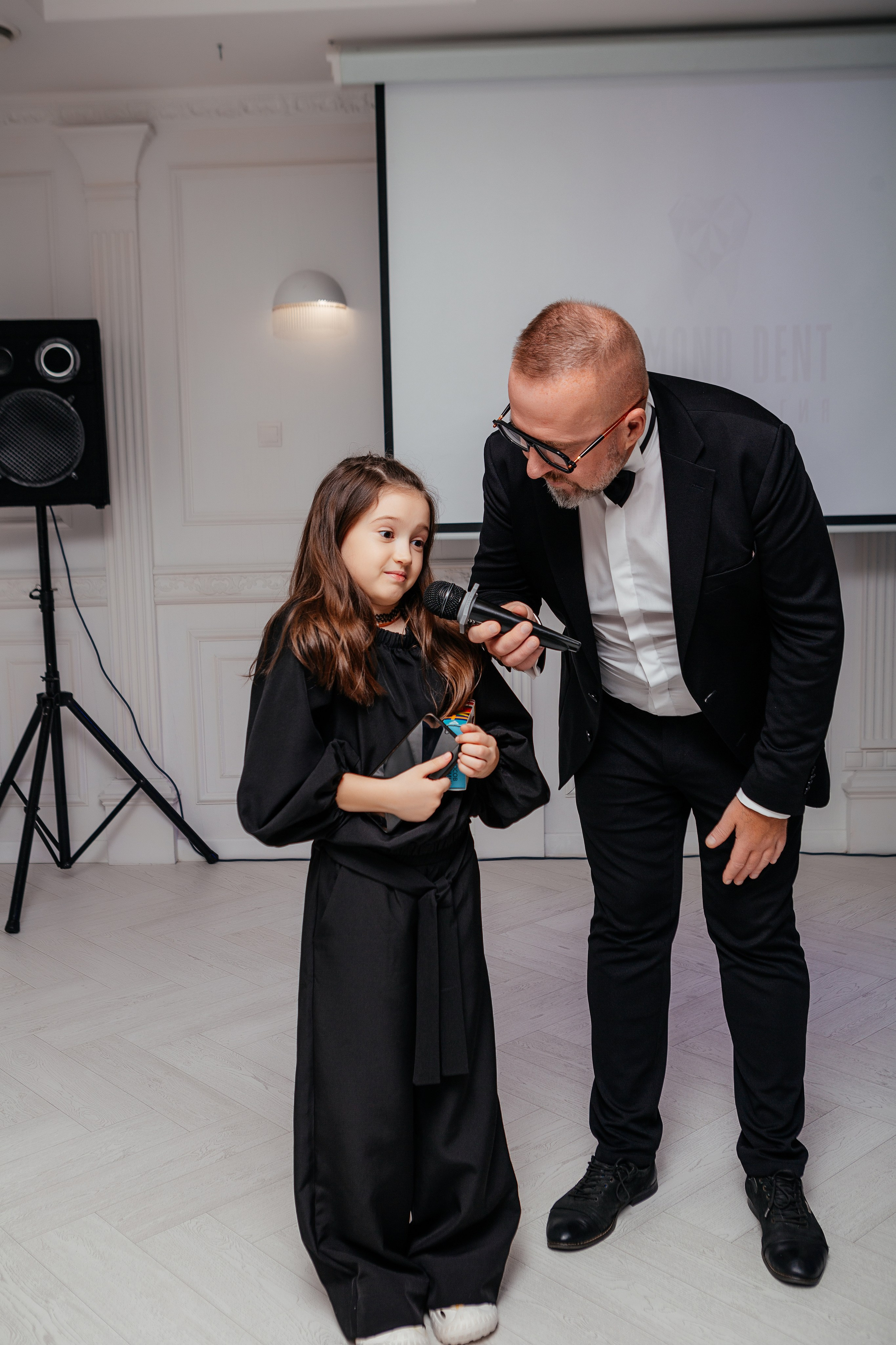 Юбилей стоматологии. Контент фотограф, съемка для маркетплейсов, фуд съемка и репортажи в Новосибирске Ралия Галеева