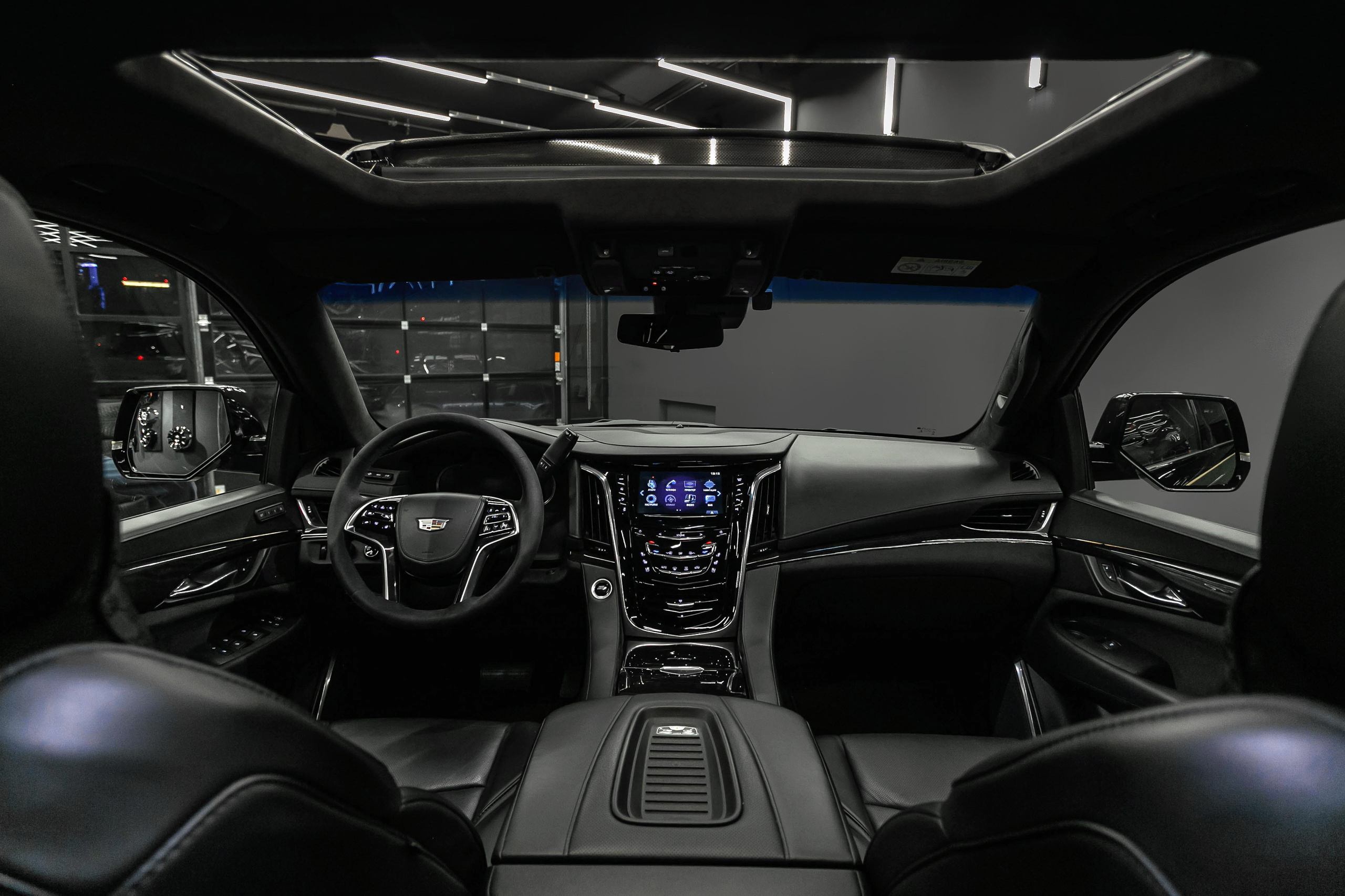 Фотосъемка Cadillac Escalade ESV «HULK» в Москве. Фотограф | Михаил Буш Смоленск