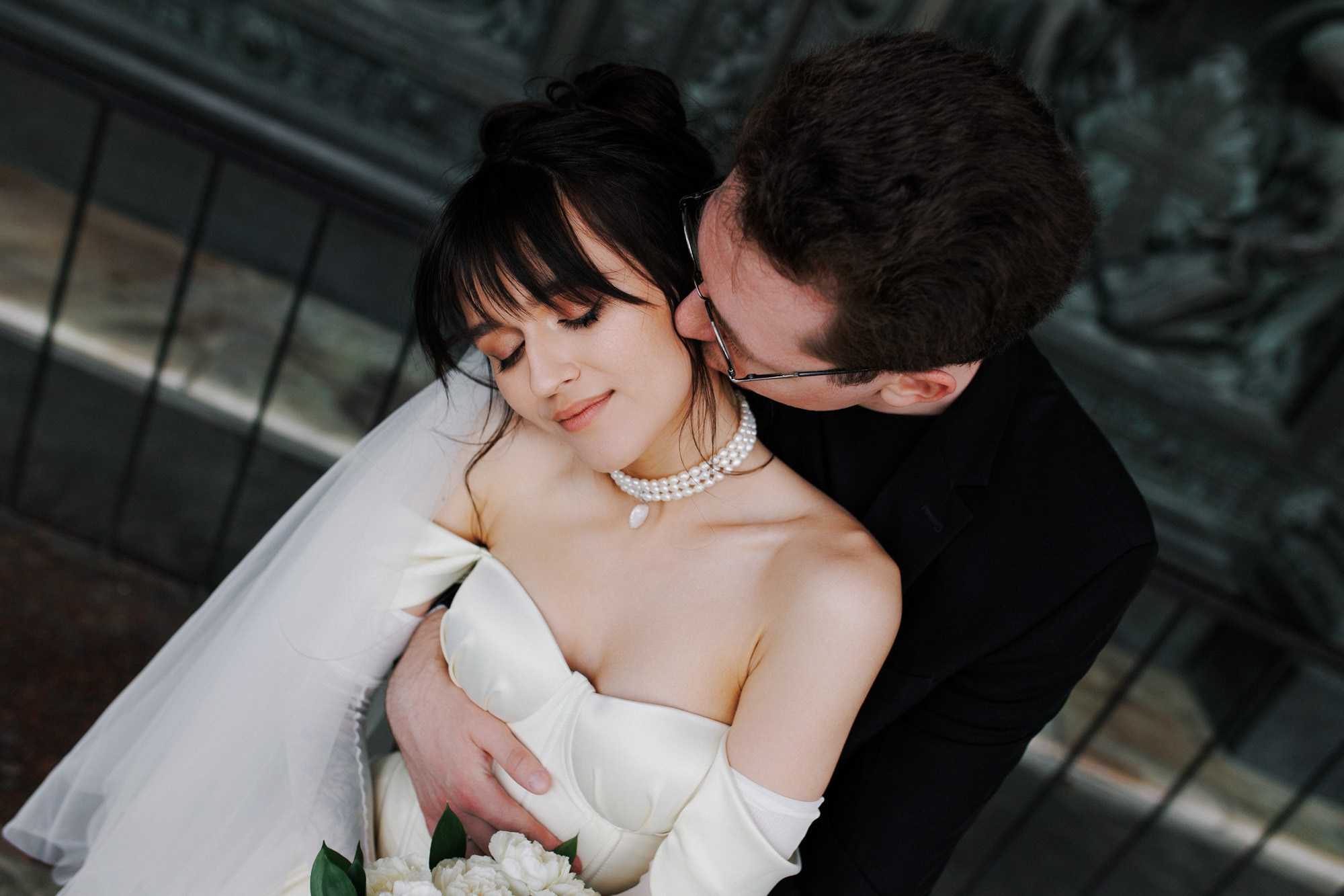 Свадебная фотосессия на Исаакиевской площади. Свадебный фотограф СПБ