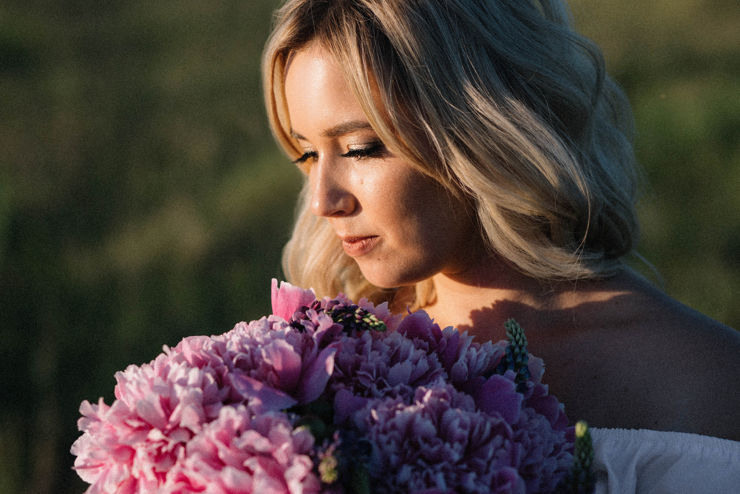 Любовь и пионы. Фотограф Регина Даниловна Усть — Катав