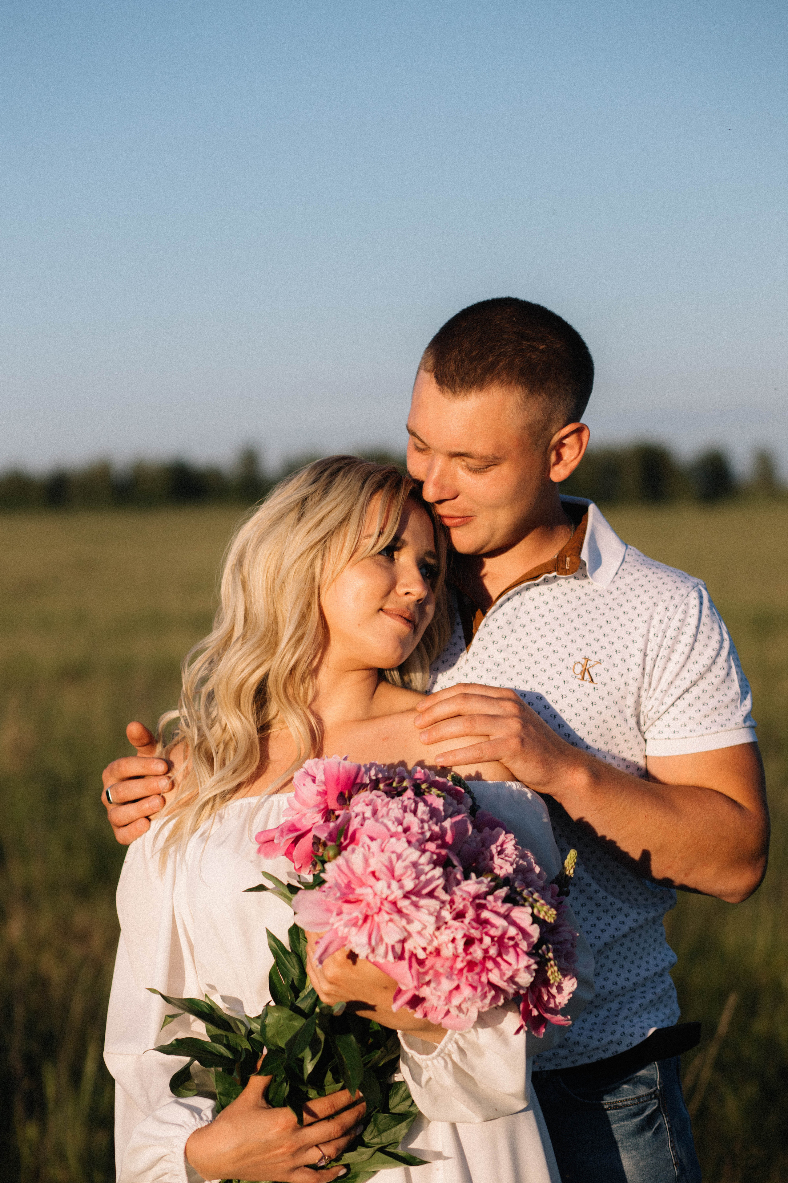 Любовь и пионы. Фотограф Регина Даниловна Усть — Катав