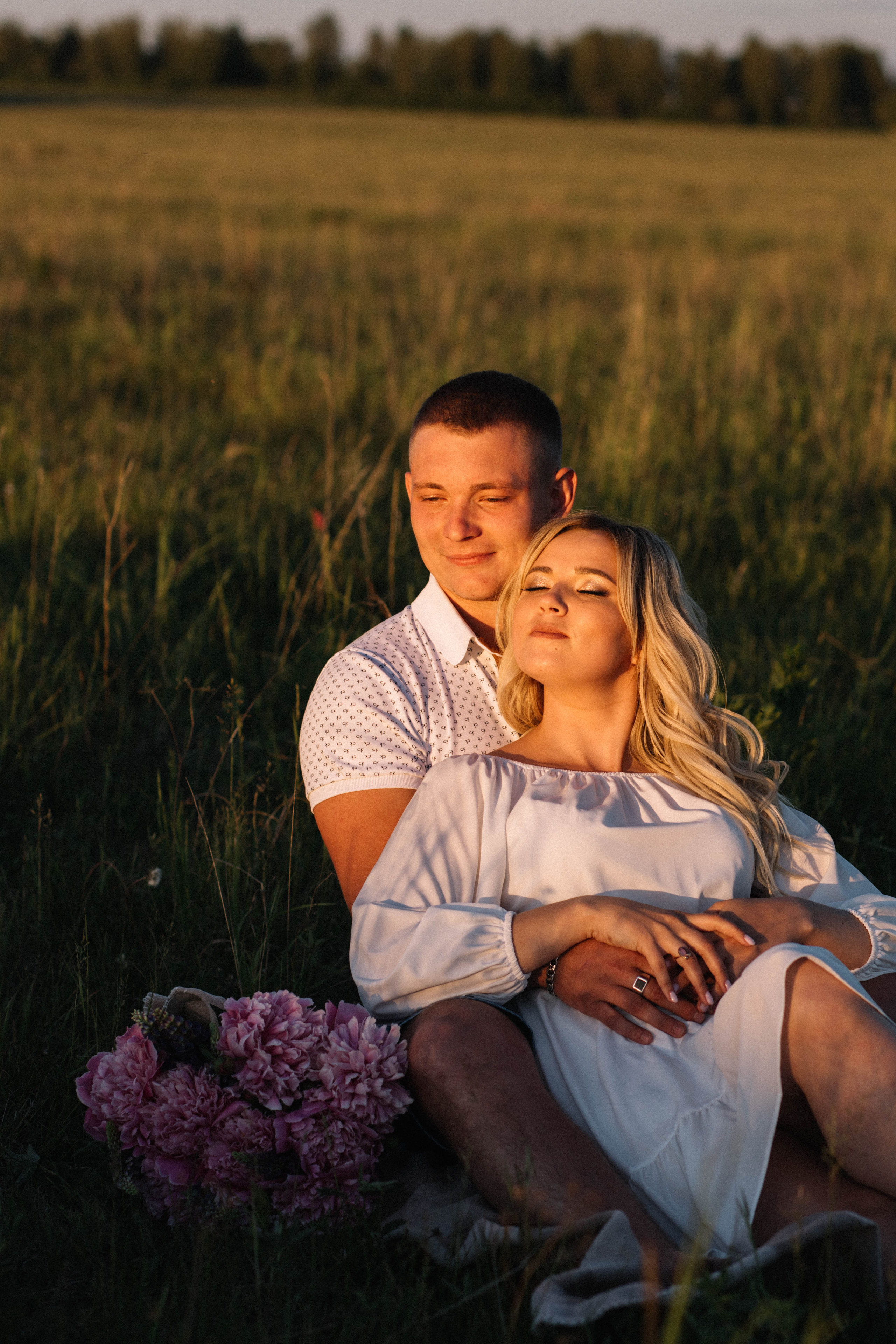 Любовь и пионы. Фотограф Регина Даниловна Усть — Катав