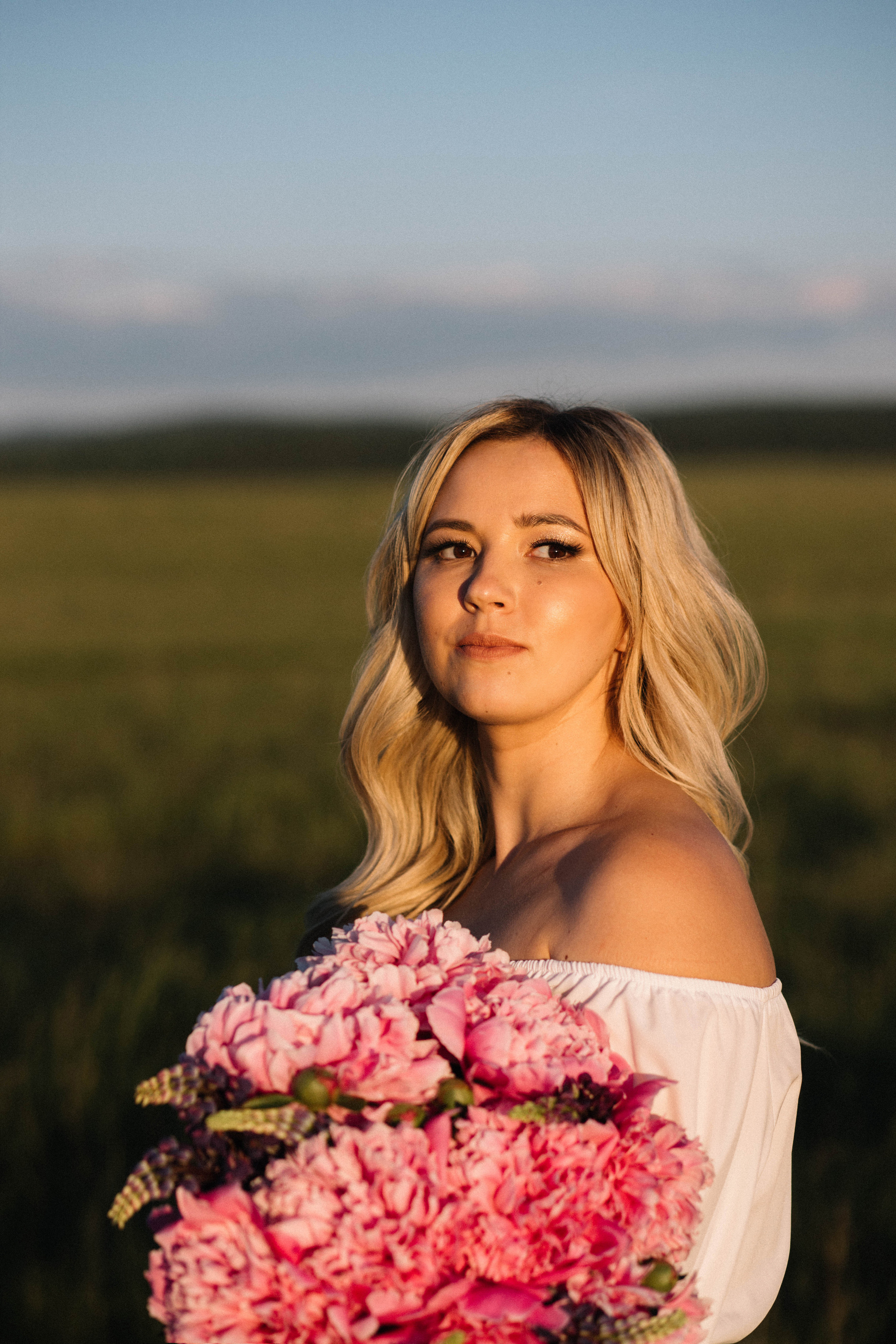 Любовь и пионы. Фотограф Регина Даниловна Усть — Катав