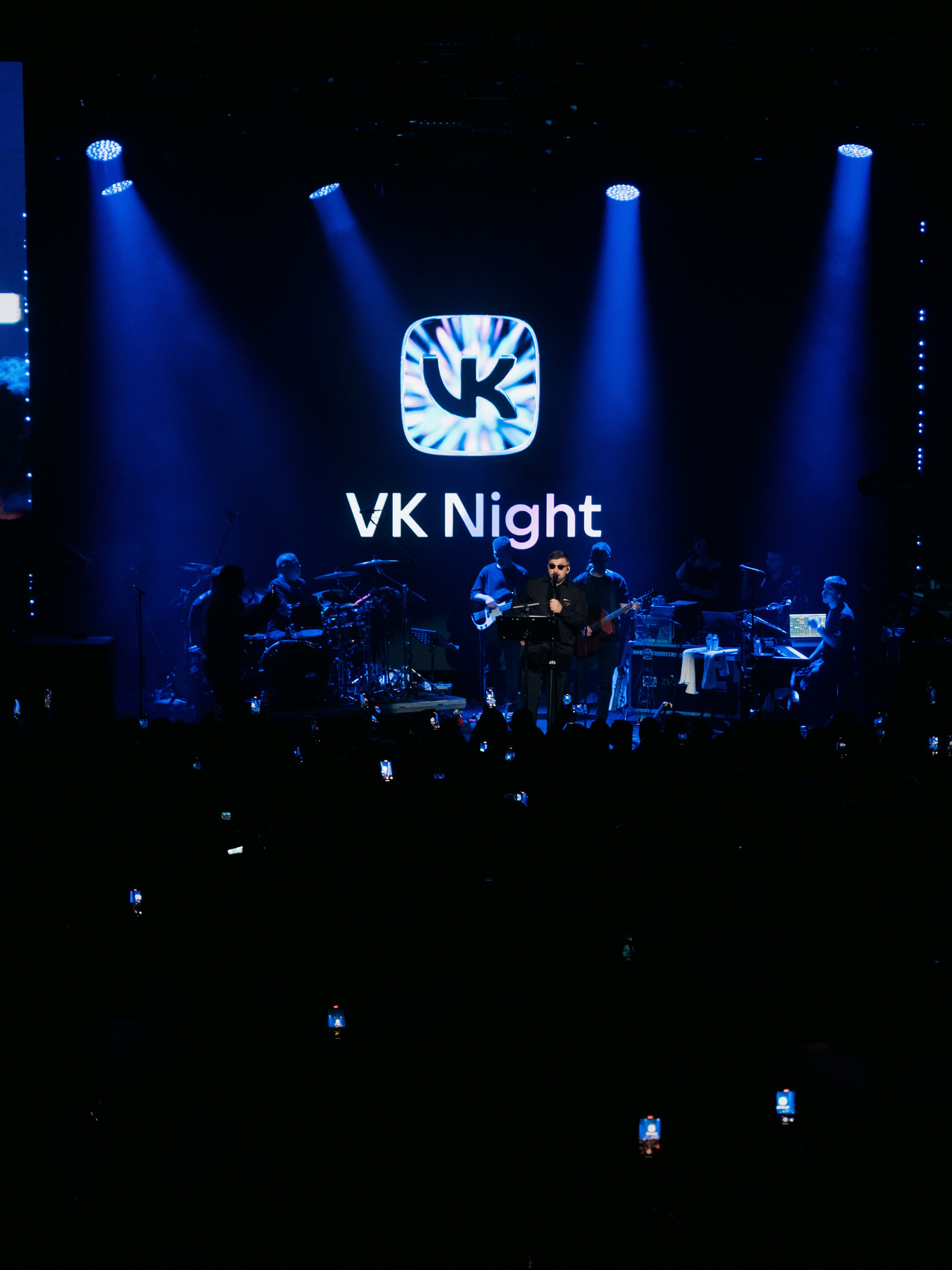 VK NIGHT SPb. Репортажный и портретный фотограф в Москве Илья Спиридонов