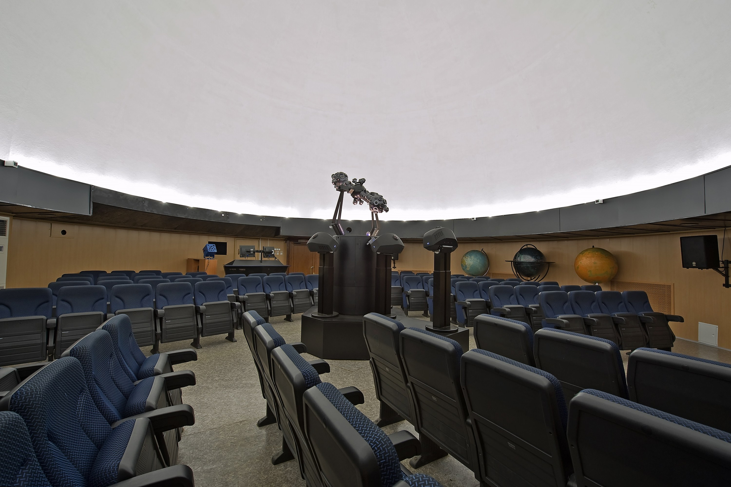 Фотографии Планетарий Музея Космонавтики Калуга. Фотограф спортивные события, недвижимость, турбизнес