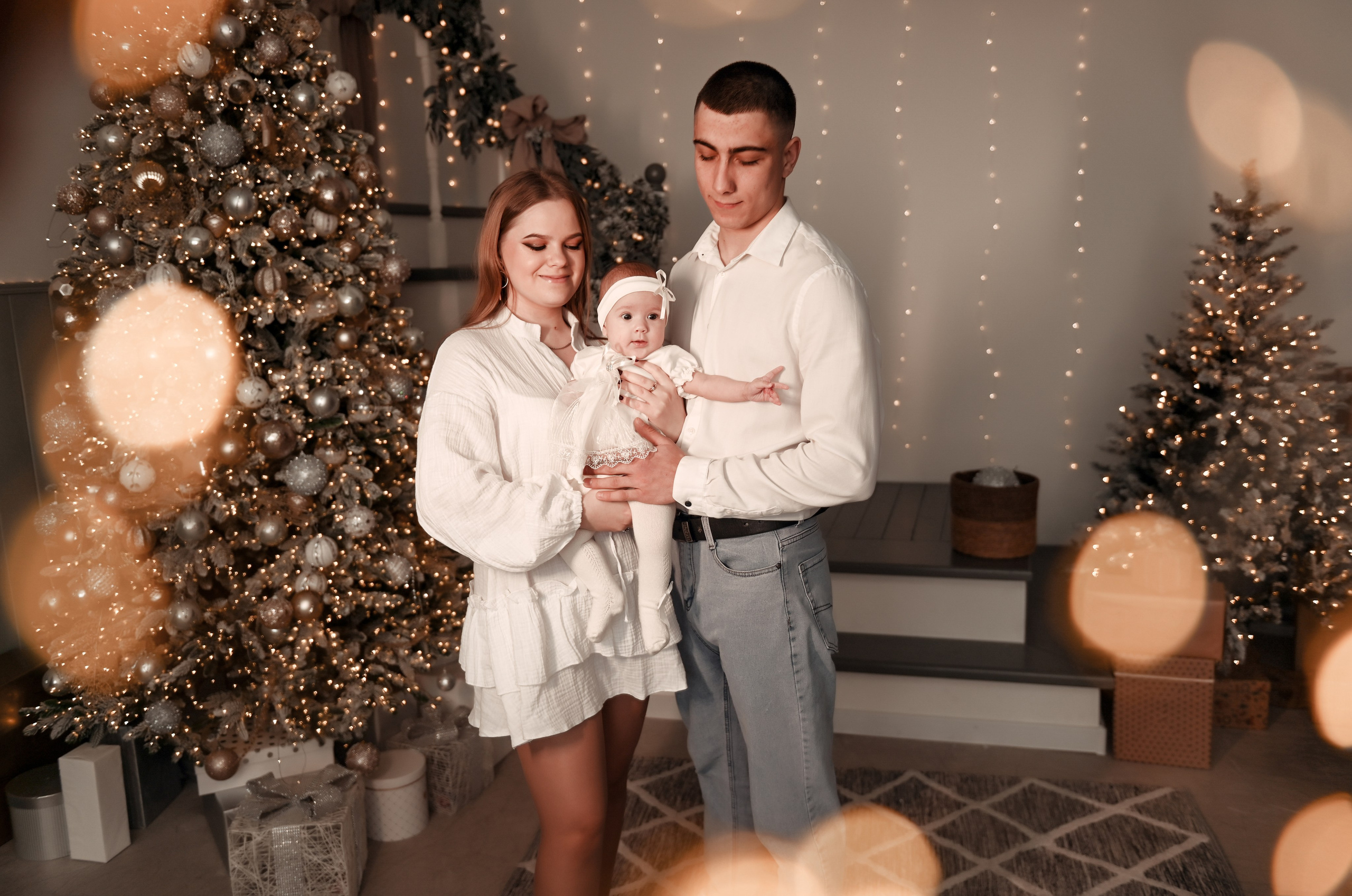 Новогодняя семейная. Свадебный, семейный, детский, контент фотограф в Омске Максим Ильин