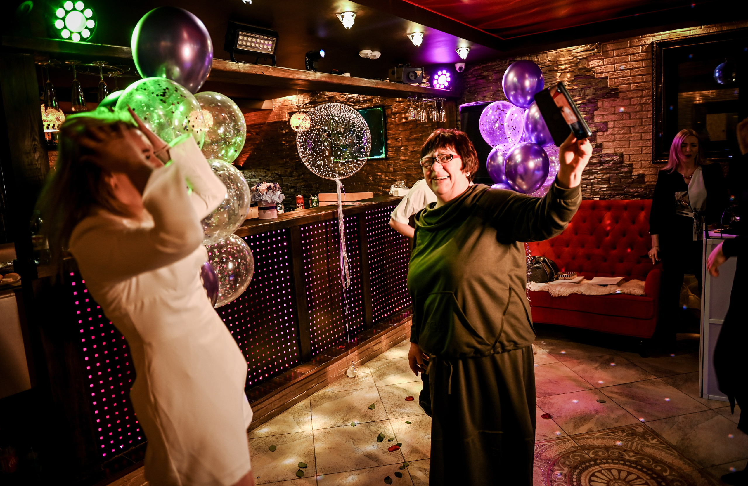 День рождения. Свадебный, семейный, детский, контент фотограф в Омске Максим Ильин