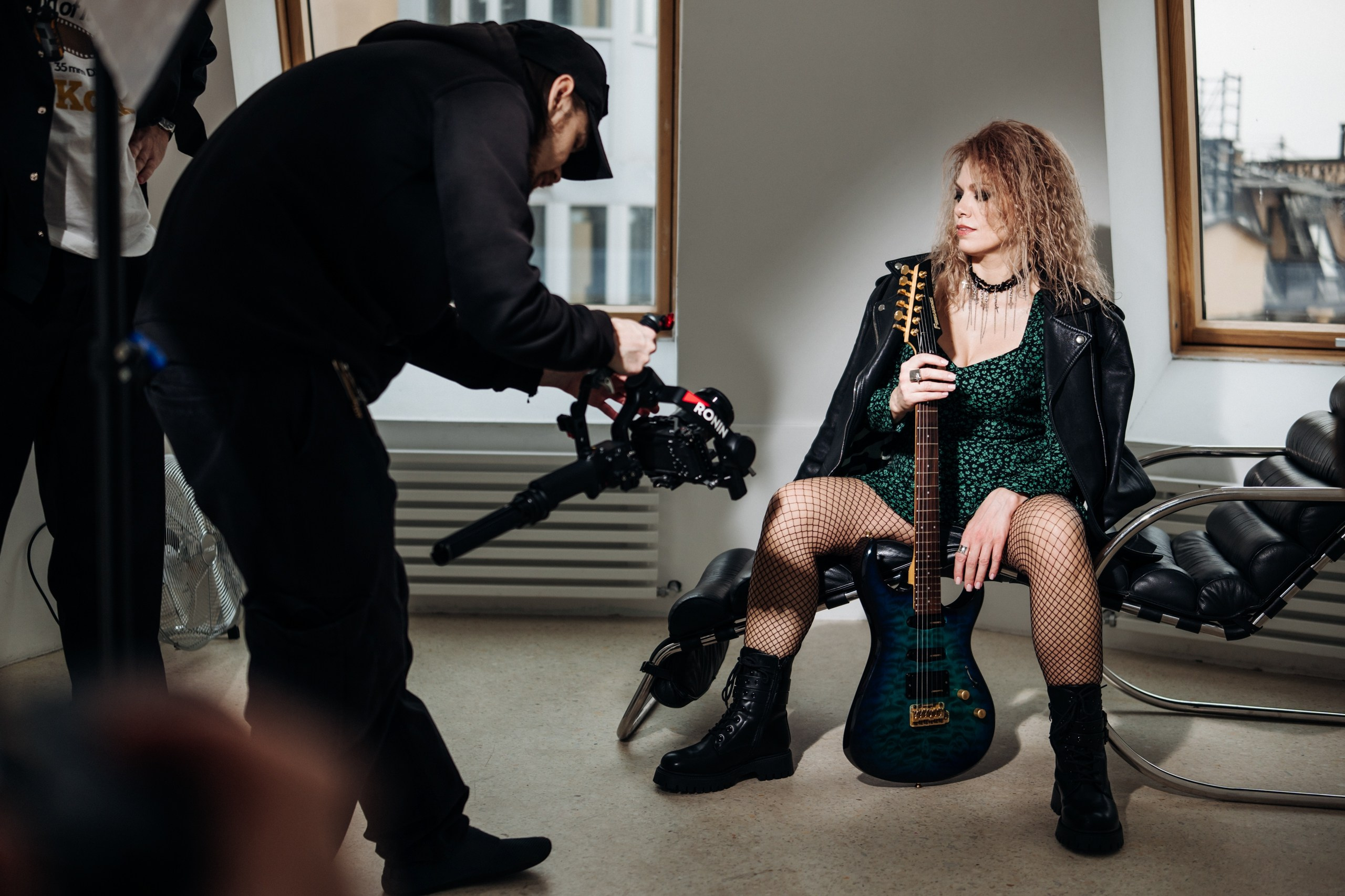 Промо-Сессия КамиLLа на обложку сингла «Дельтаплан». Репортажный фотограф Санкт-Петербург