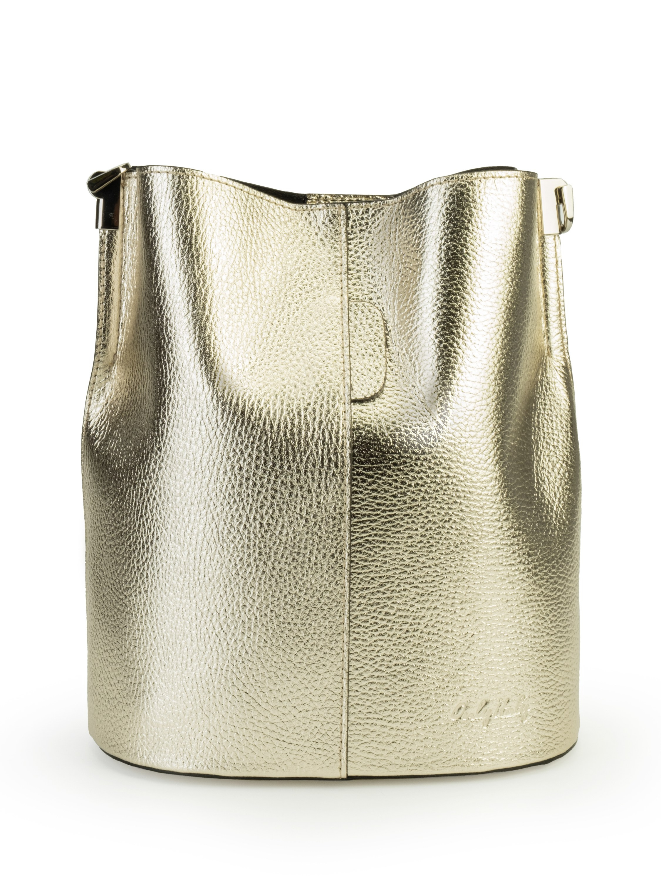 Предметная съёмка для маркетплейсов | Сумки. Предметный фотограф в Симферополе Антон Катунин