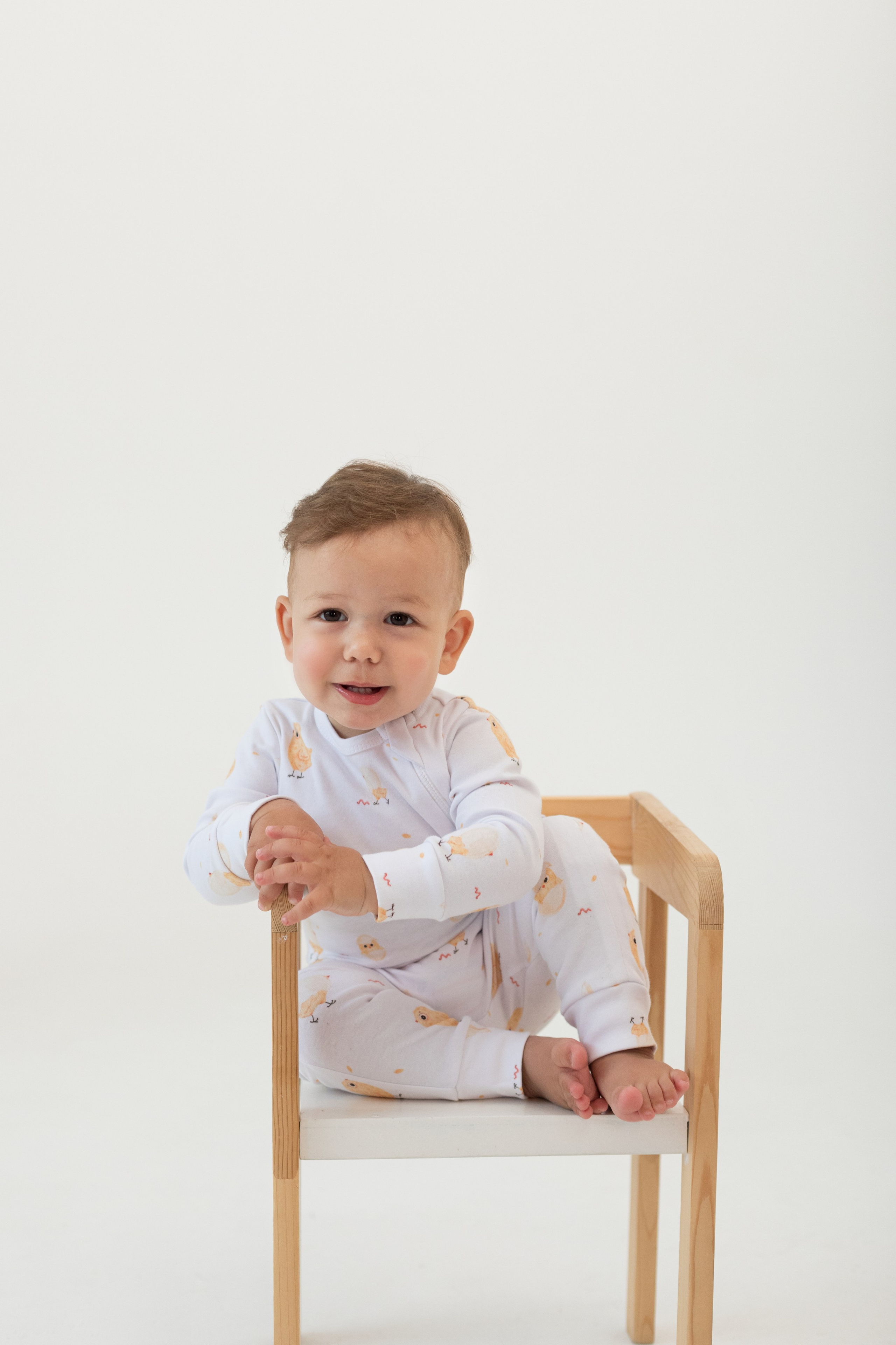 Фотосессия одежды для новорожденных детей. Детский и контент фотограф Надя Волкова Санкт-Петербург