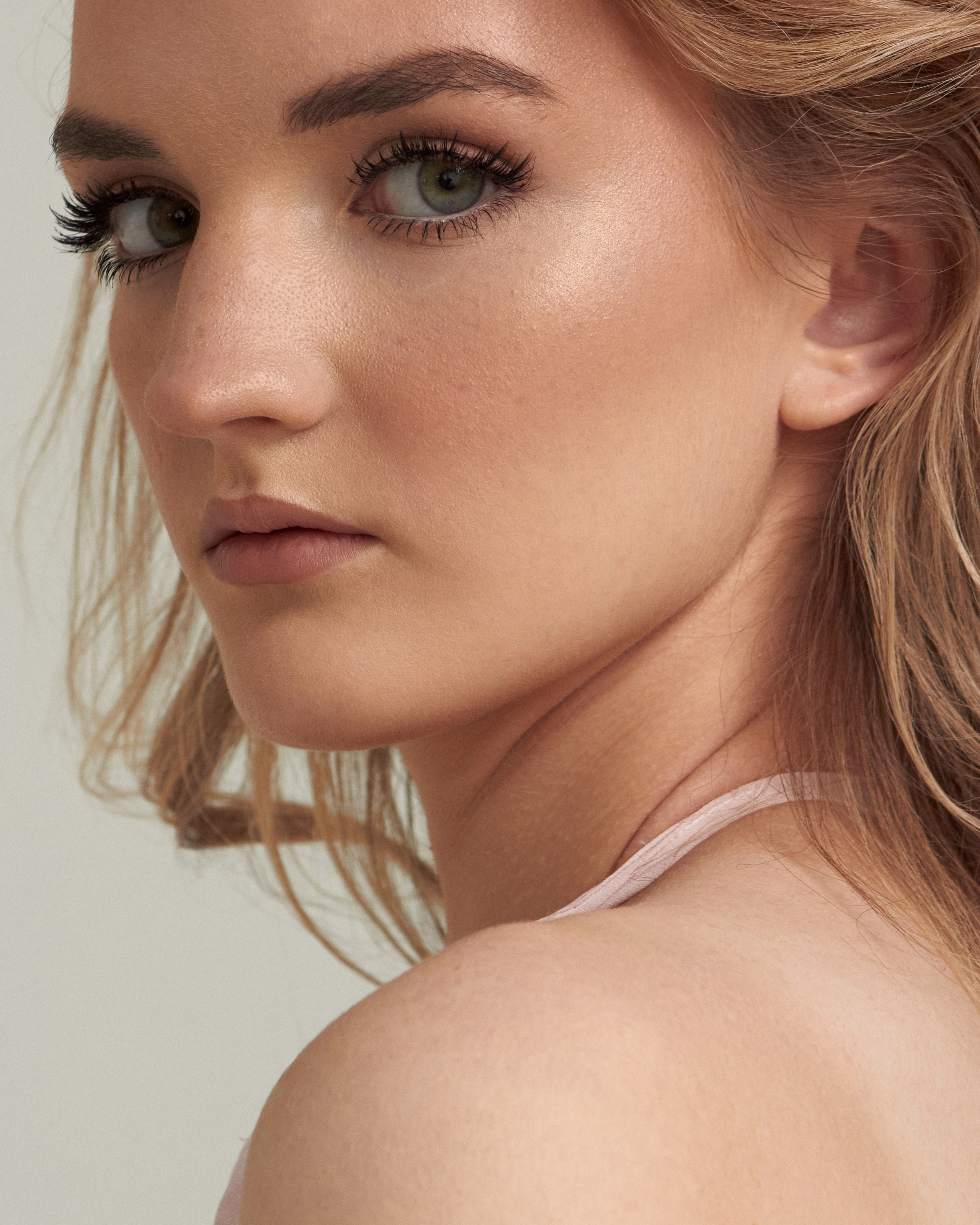 Индивидуальная съёмка. Съемки и создание проектов для брендов, индивидуальные женские фотосессии под ключ, портрет в Нижнем Новгороде и Москве Есения Козлова