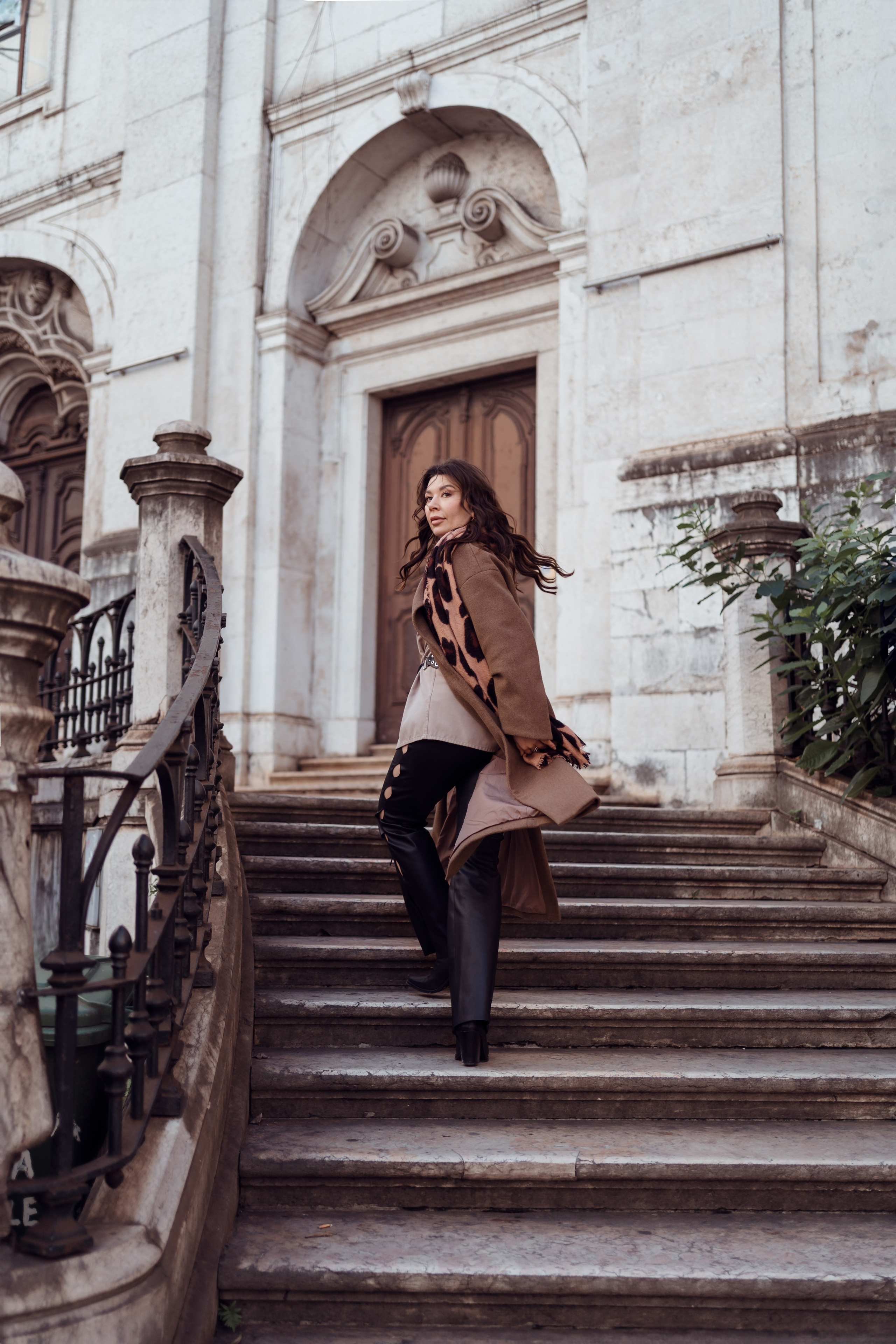 Lisbon&Ocean. I’m Julia Idamzhapova, a photographer based in Lisbon, creating natural and timeless images