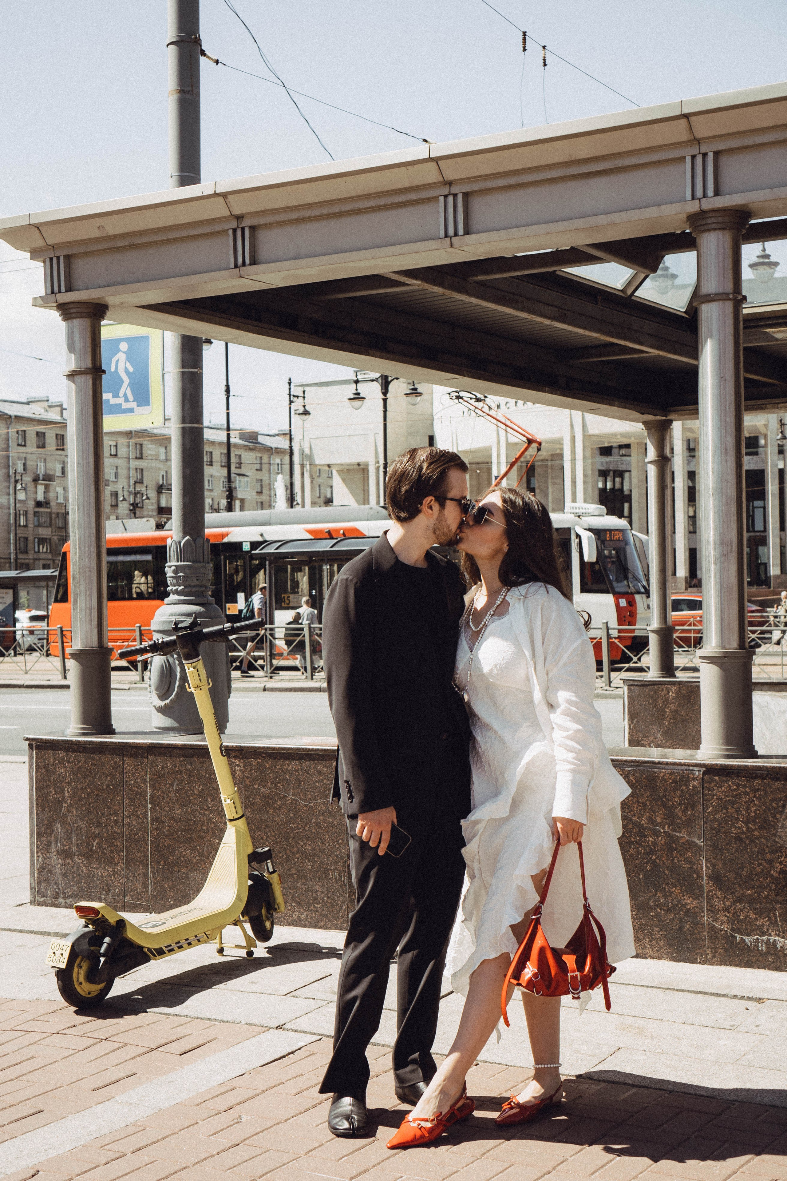 СВАДЕБНАЯ СЬЕМКА В ПАРКЕ ПОБЕДЫ И ПРОГУЛКА ПО МОСКОВСКОМУ ПРОСПЕКТУ. Профессиональный фотограф, Санкт-Петербург — Виктория Богомолова