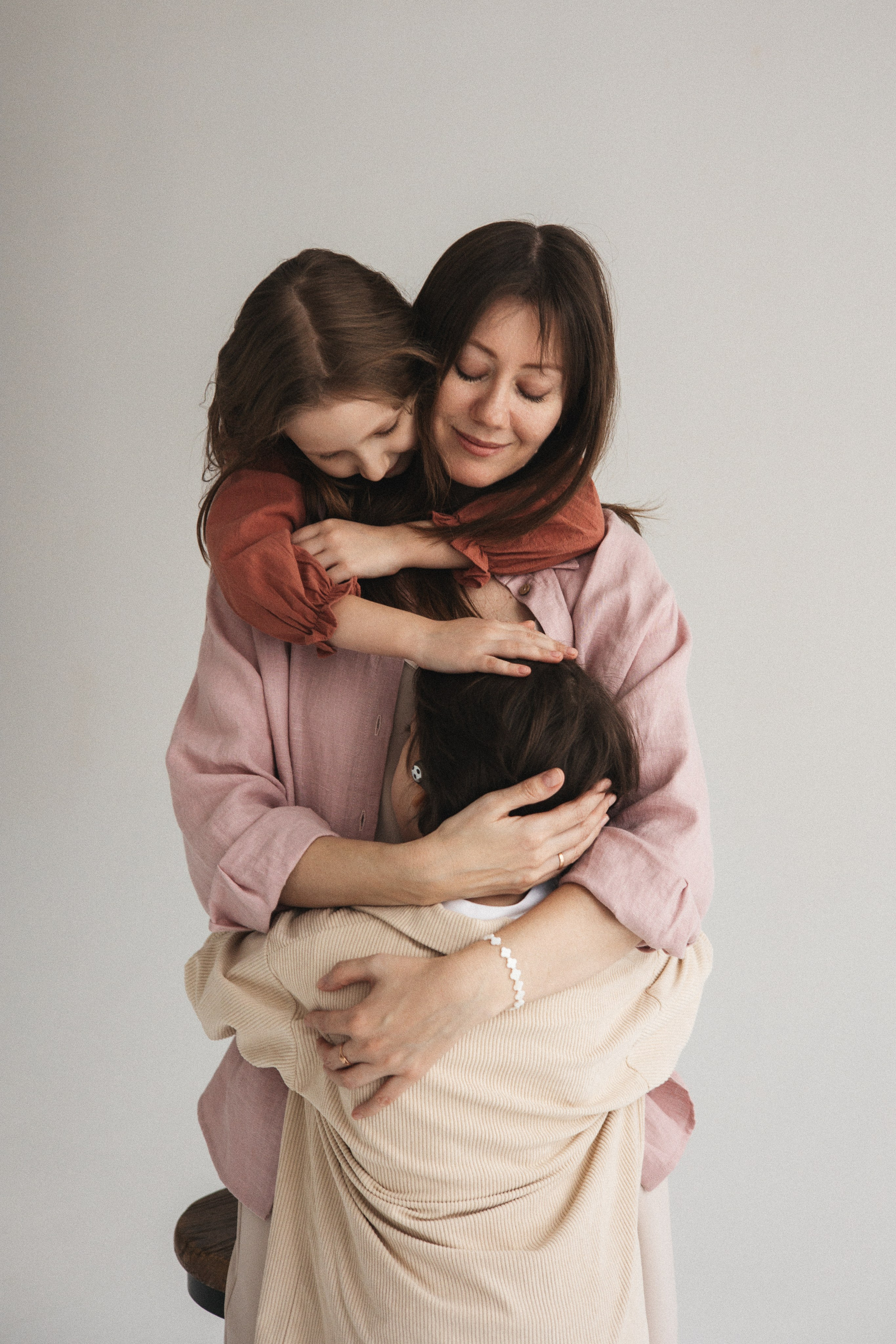 Семейная съёмка в студии, Москва. Портретный и семейный фотограф в Москве Мария Рослякова