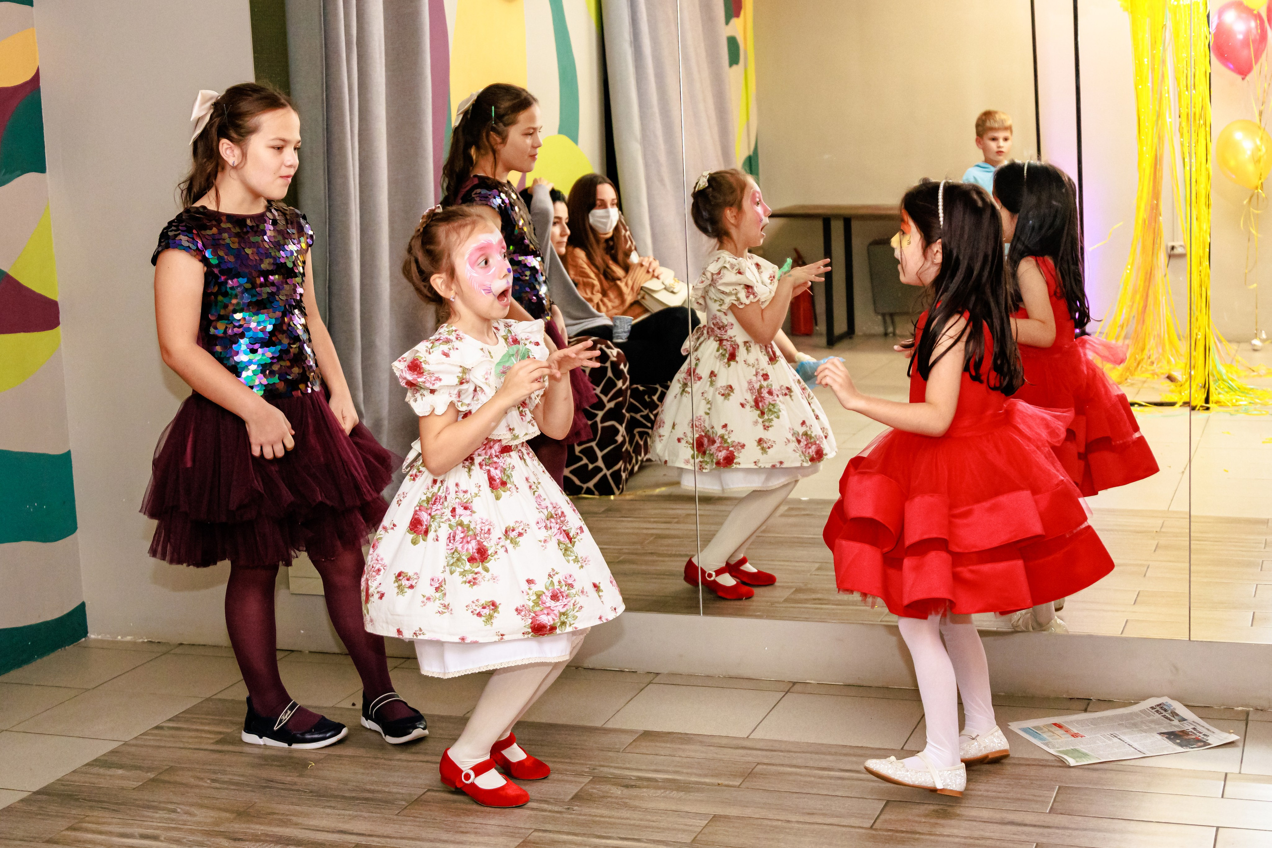 Тусовки. Выпускные альбомы в Москве и Московской области