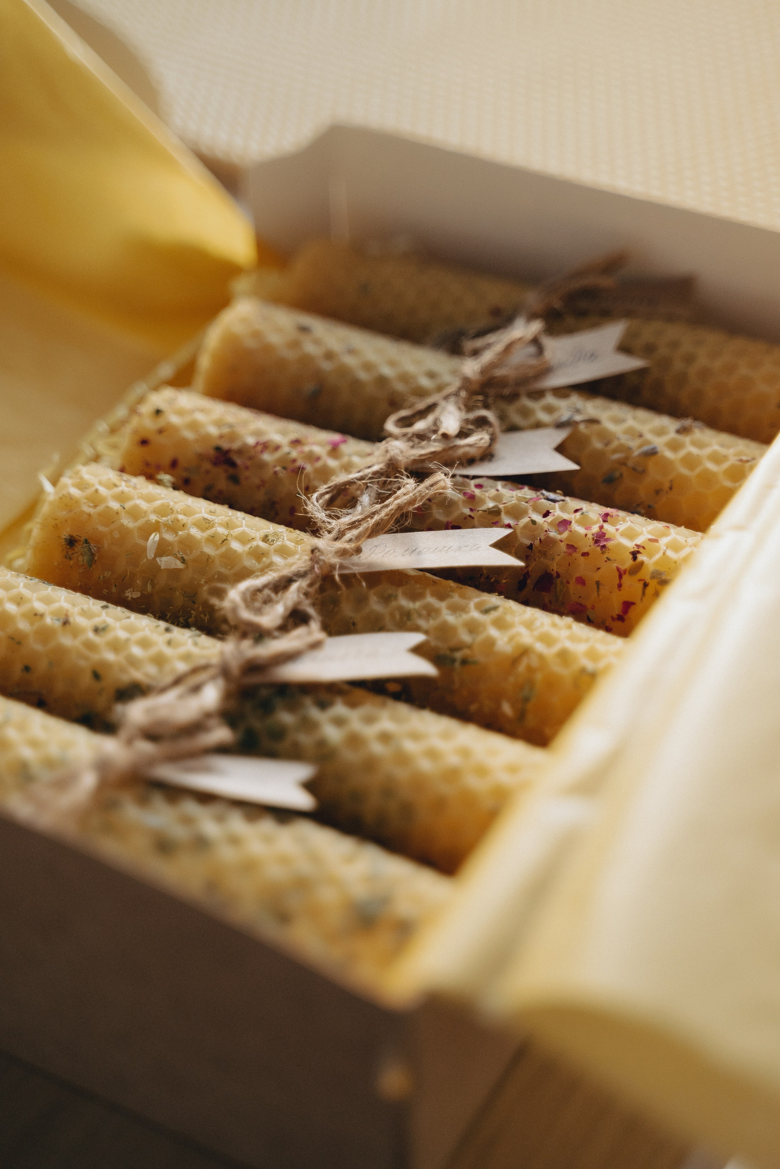 Саша «Делись теплом», создатель уникальных натуральных свечей. Екатерина Курбанова. Женский фотограф