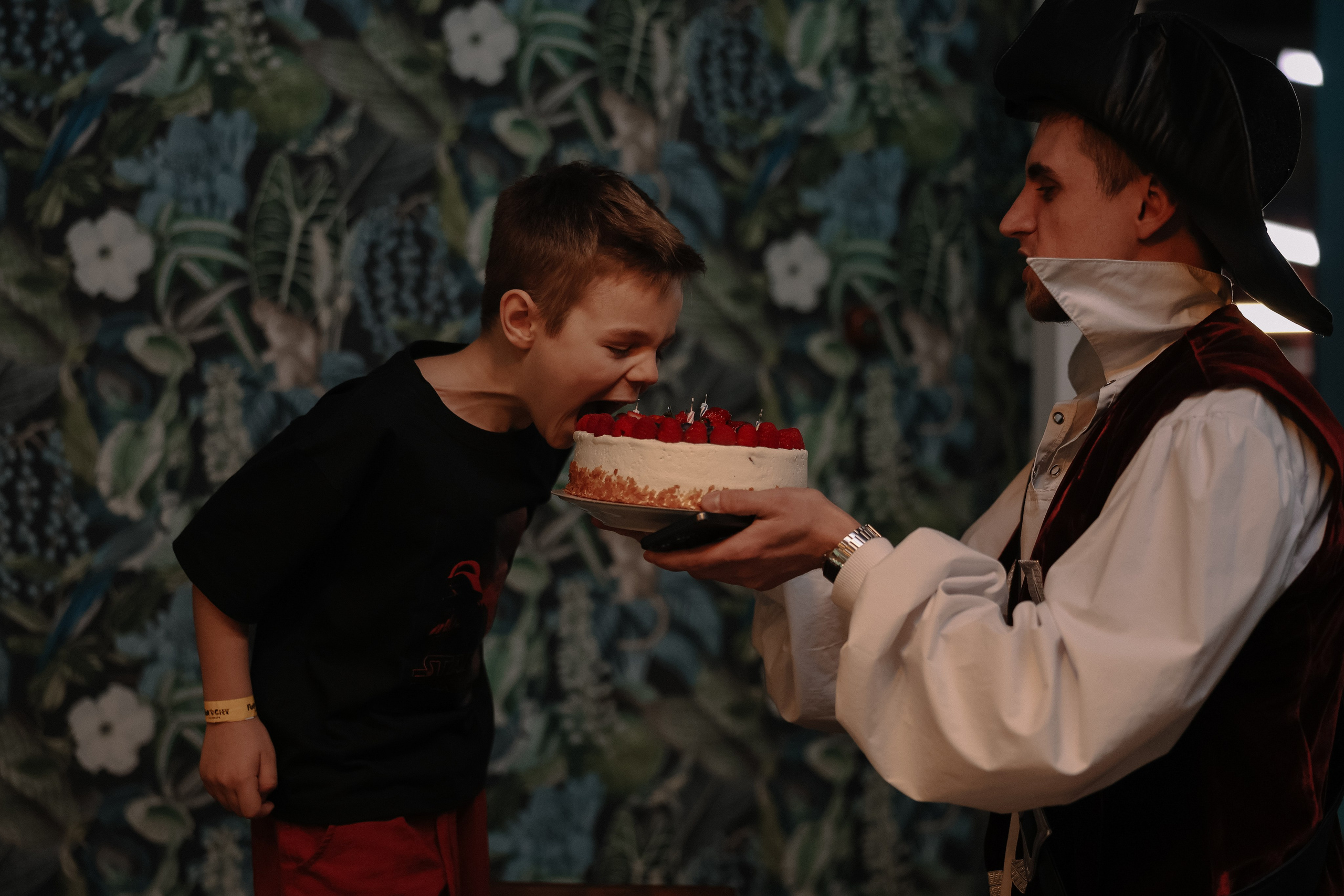 На вахте…. Свадебный и семейный Фотограф Денис Кошель