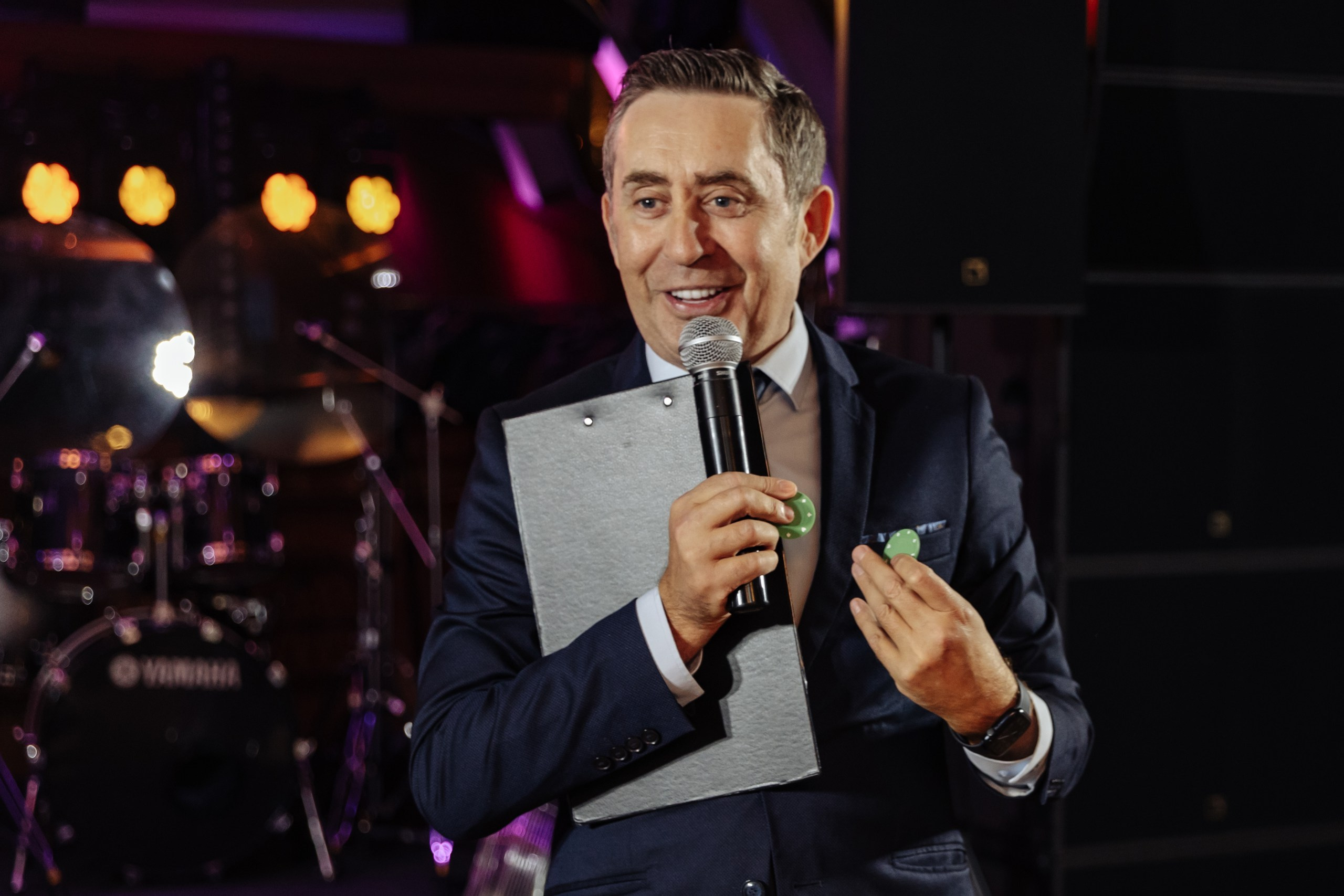 Корпоративы. Ведущий Валерий Чигинцев