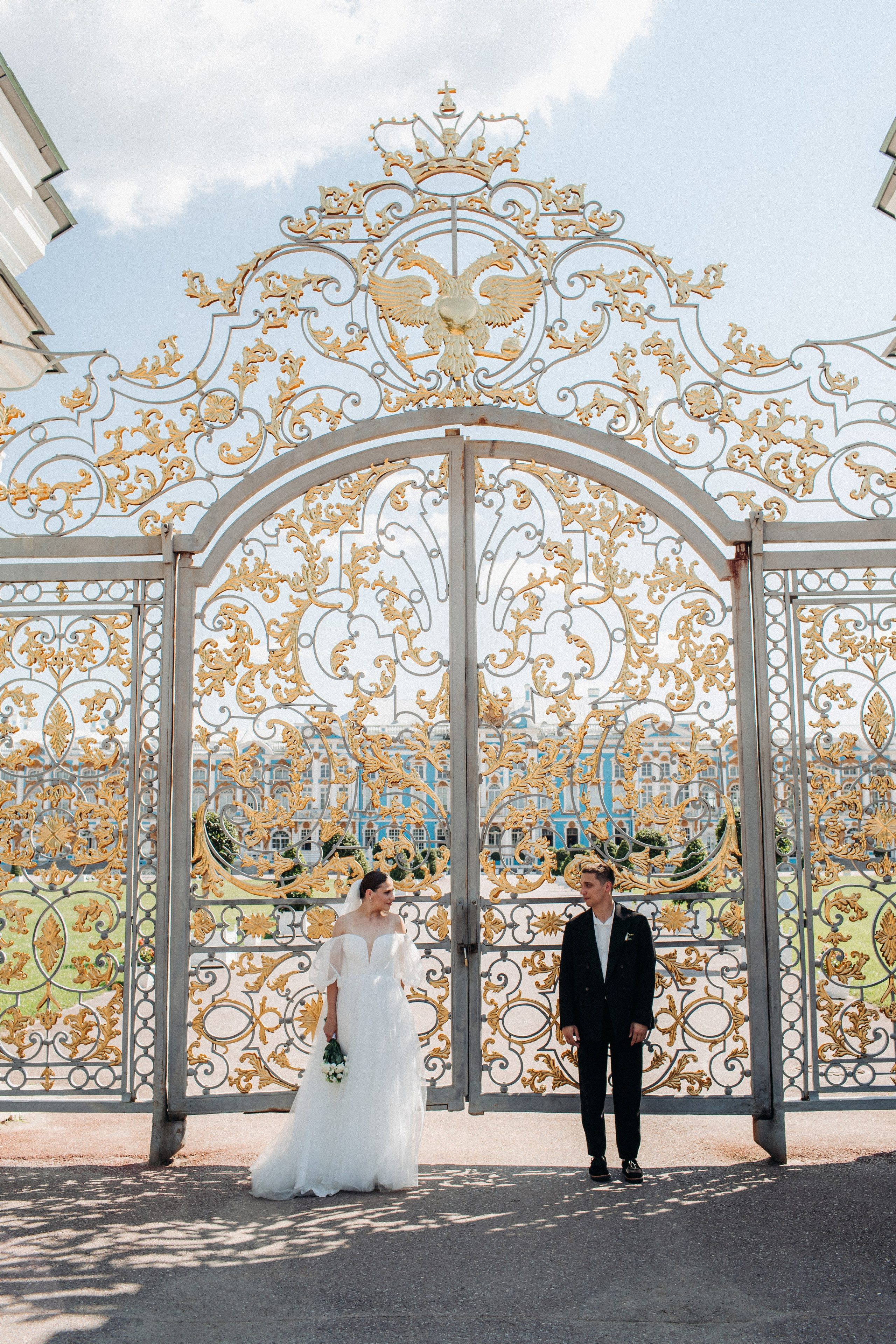 Vlad & Nadya (Saint-Petersburg, Russia). Destination wedding photographer Peter Letu