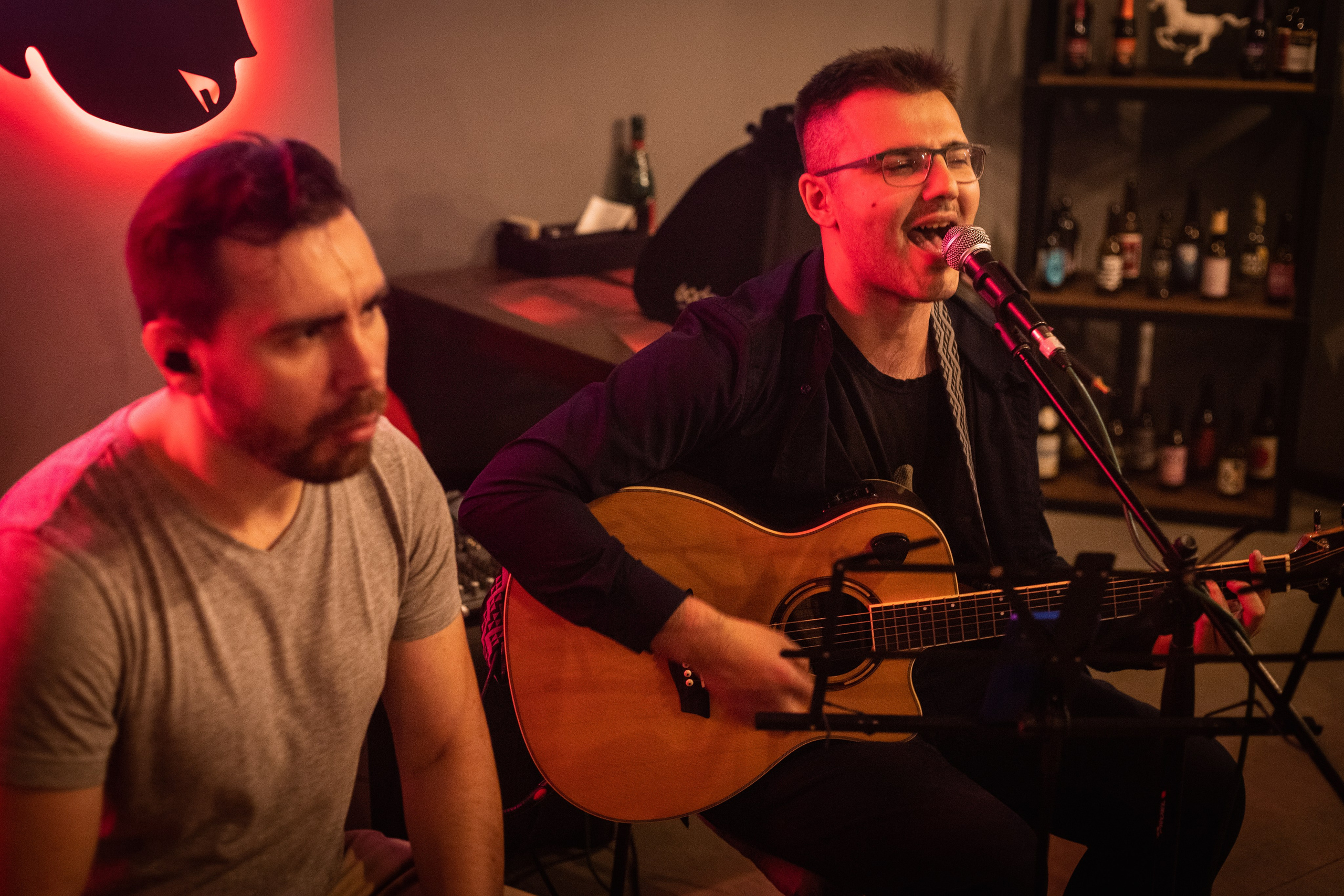 Паб Революция. Фотограф Денис Лесковский (Тюмень)