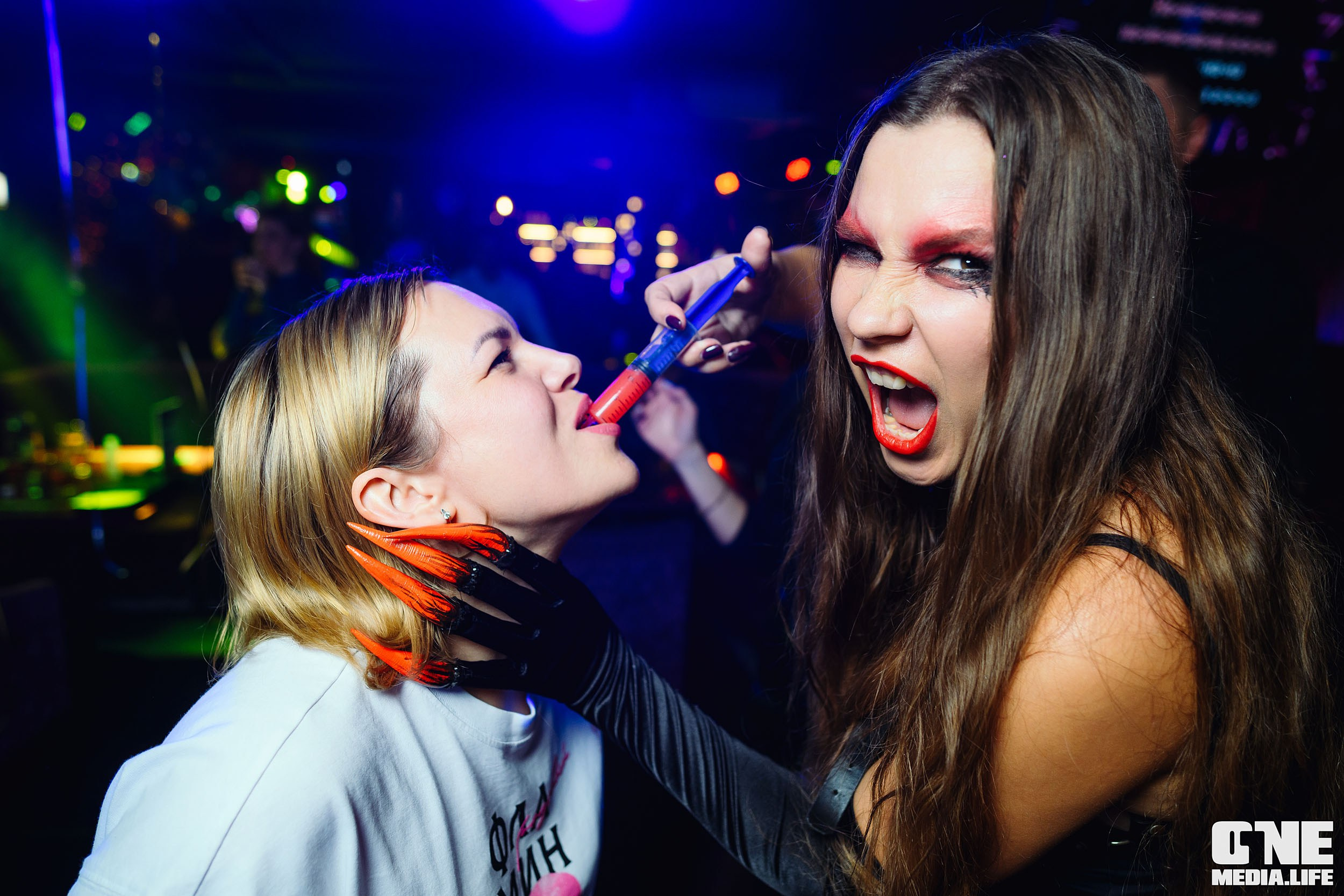 Фоторепортаж из караоке-клуба Эйфория. One Media Life: фоторепортажи, фотоотчеты с мероприятий и заведений