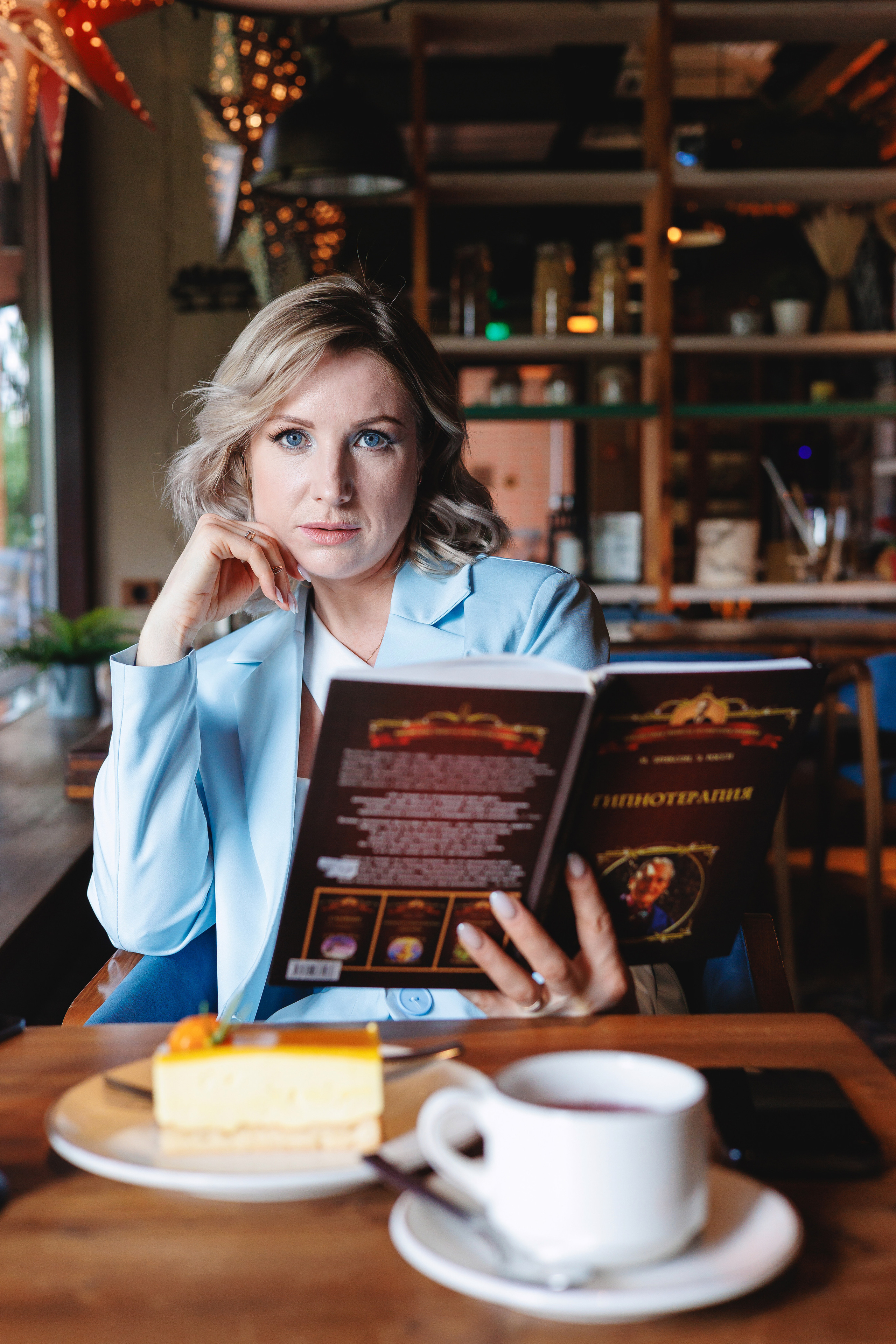 Аня, кафе, закат. Event фотосъемка Фомин Дмитрий Михайлович