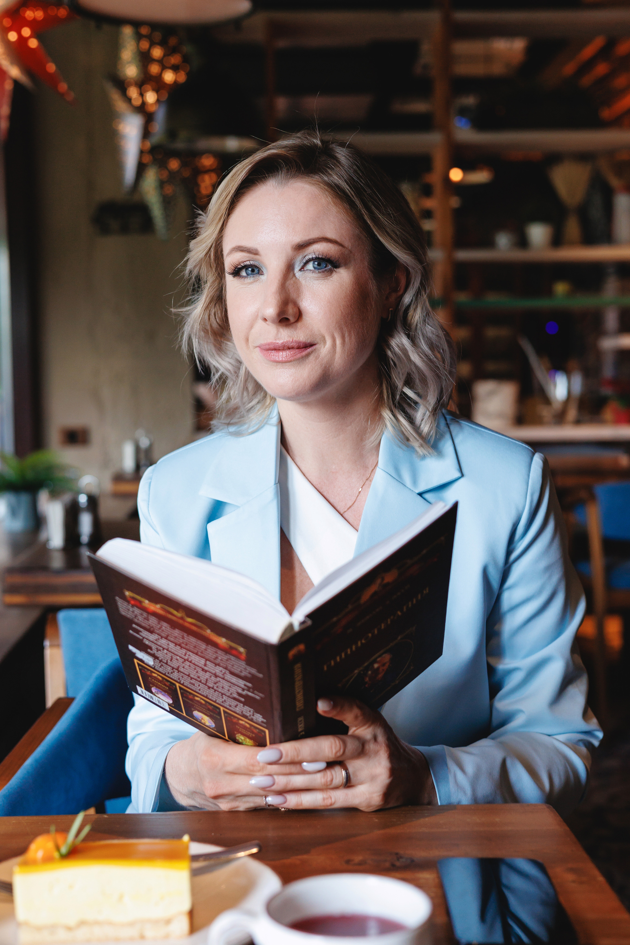 Аня, кафе, закат. Event фотосъемка Фомин Дмитрий Михайлович