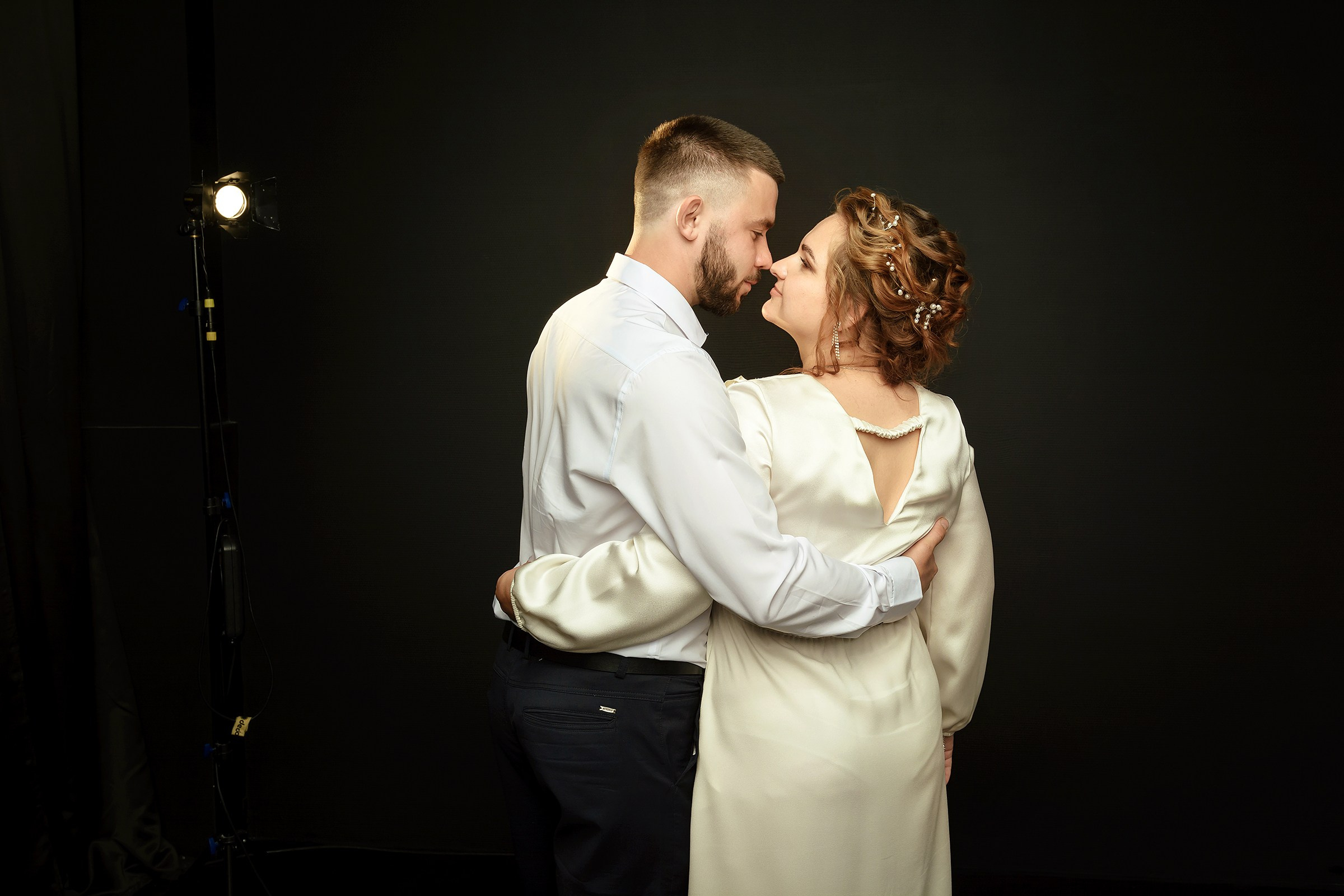 Свадебные фотосессии в фотостудии Тольятти. Фотограф Оксана Сафонова г. Тольятти