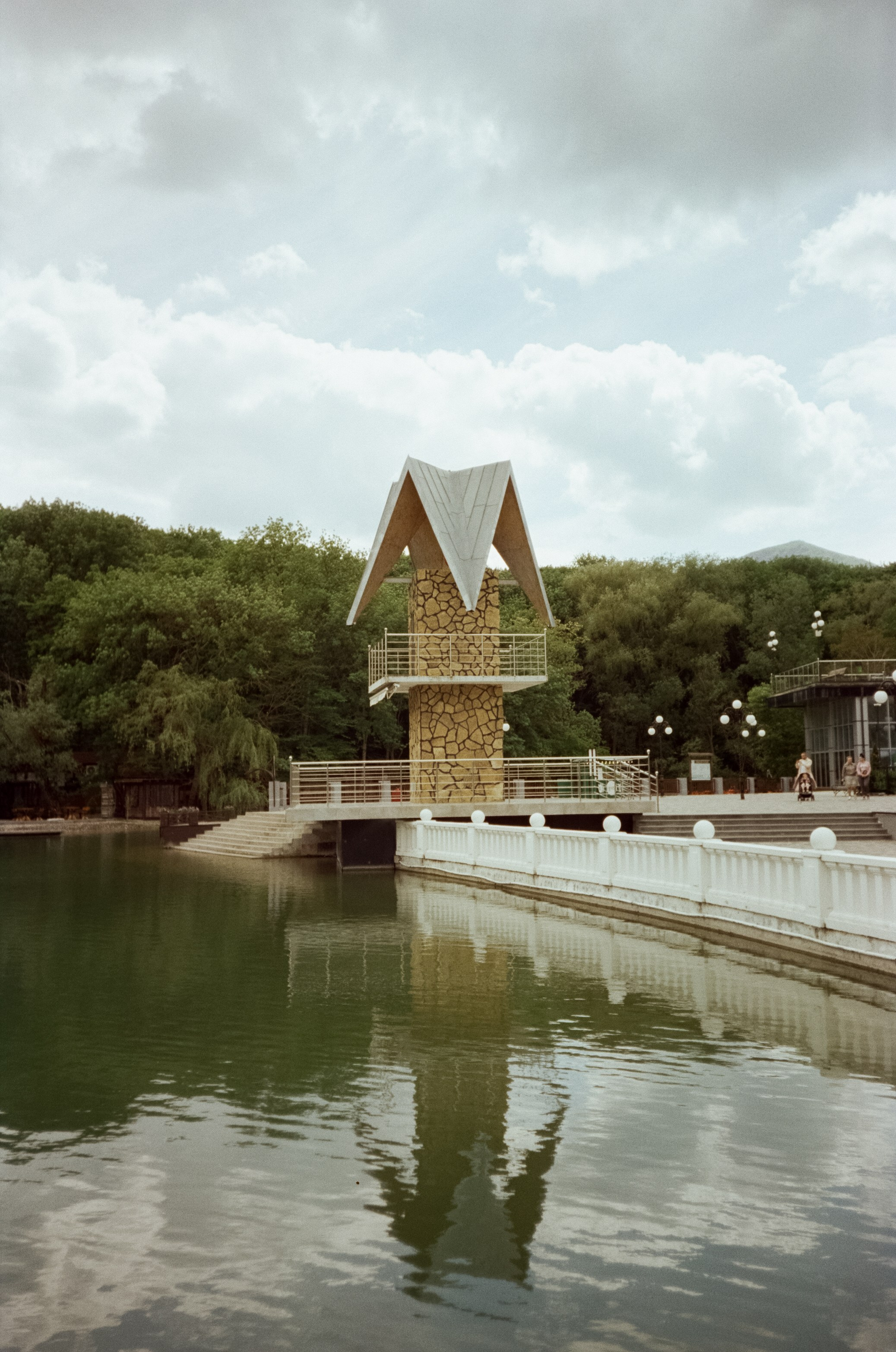 Из дождливого утра в солнечный день. Из Кисловодска в Железноводск. Фотограф-документалист Мария Осокина