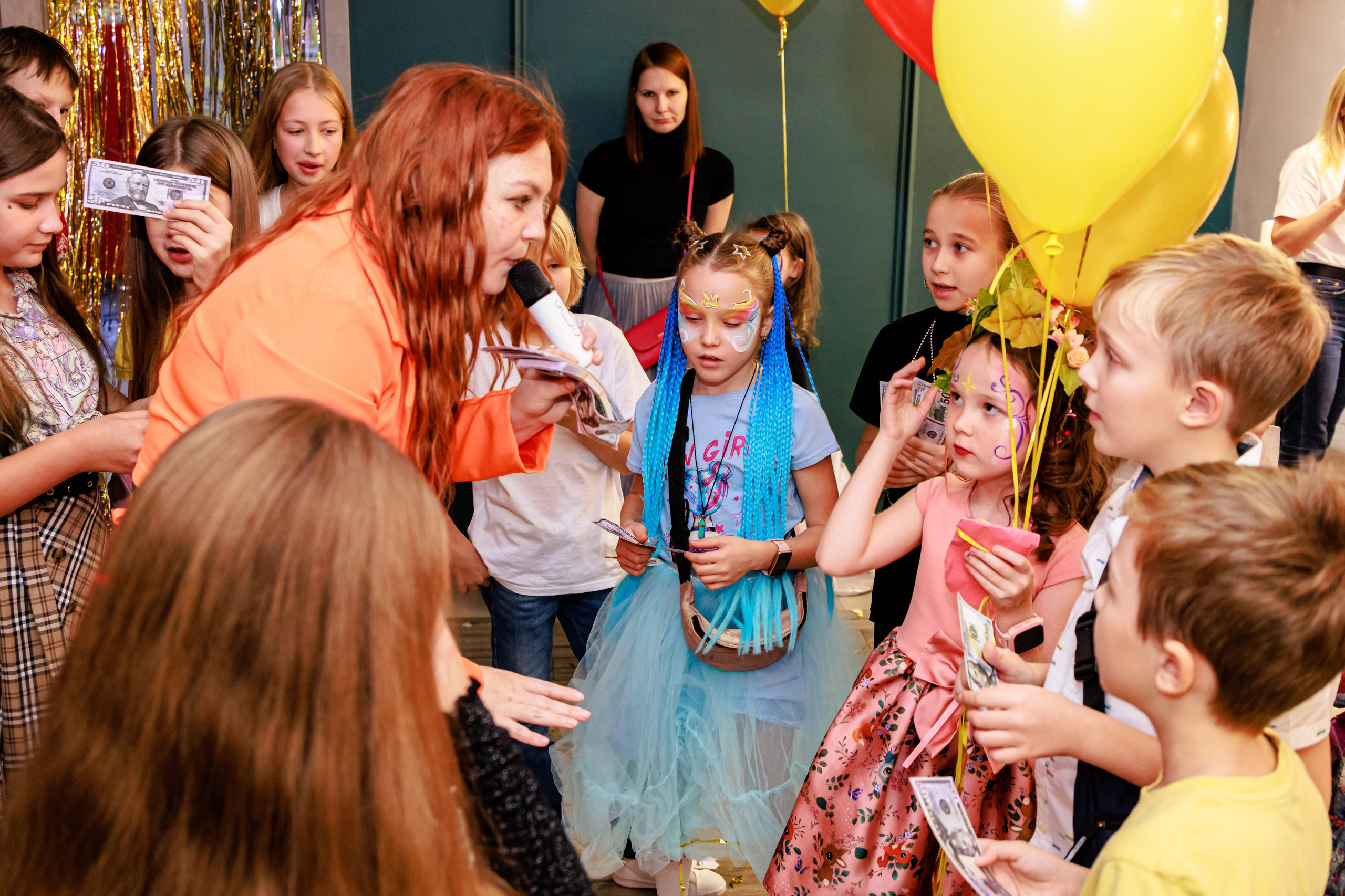 Тусовки. Выпускные альбомы в Москве и Московской области